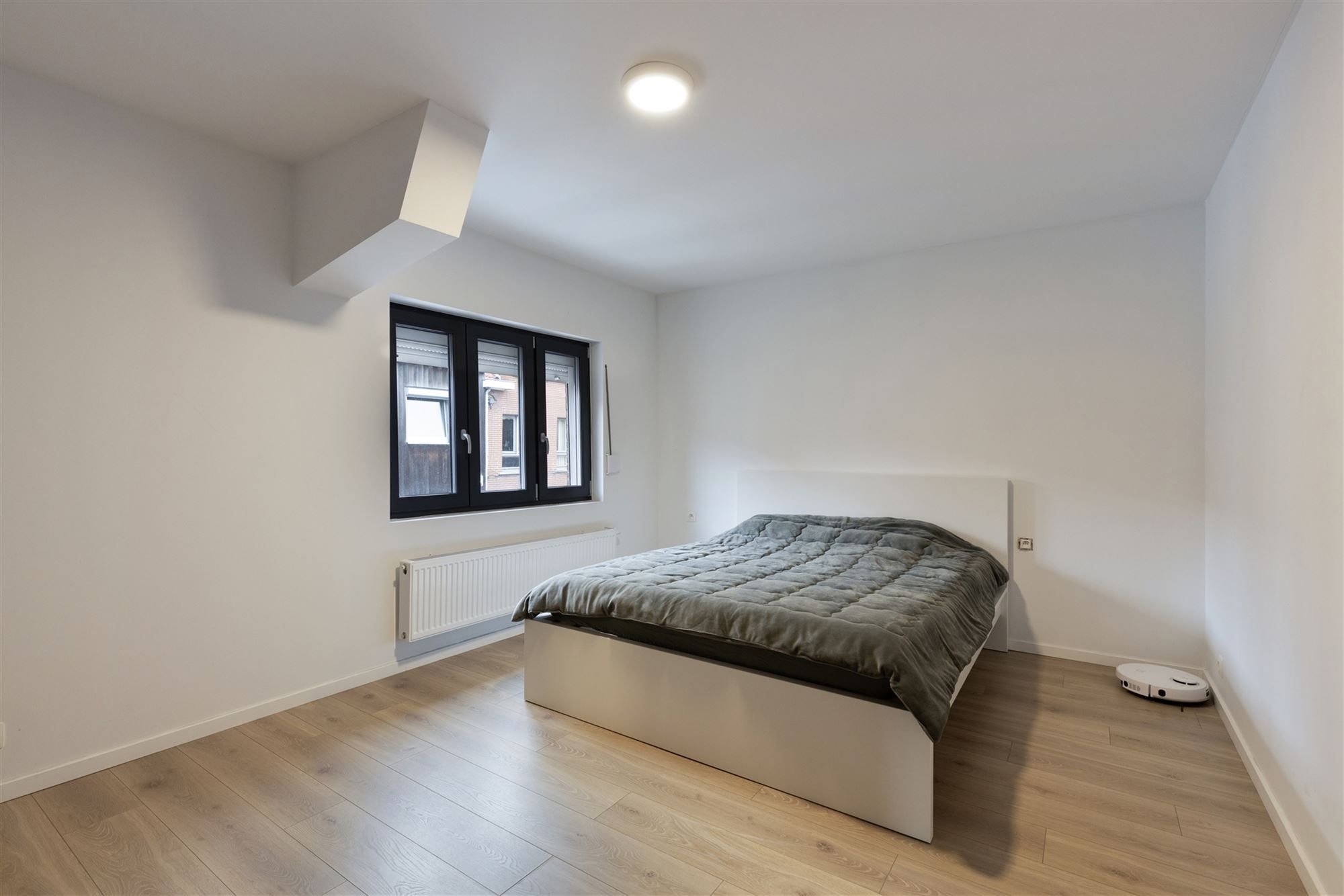 Gerenoveerd en leuk huis met 3 slaapkamers foto 8