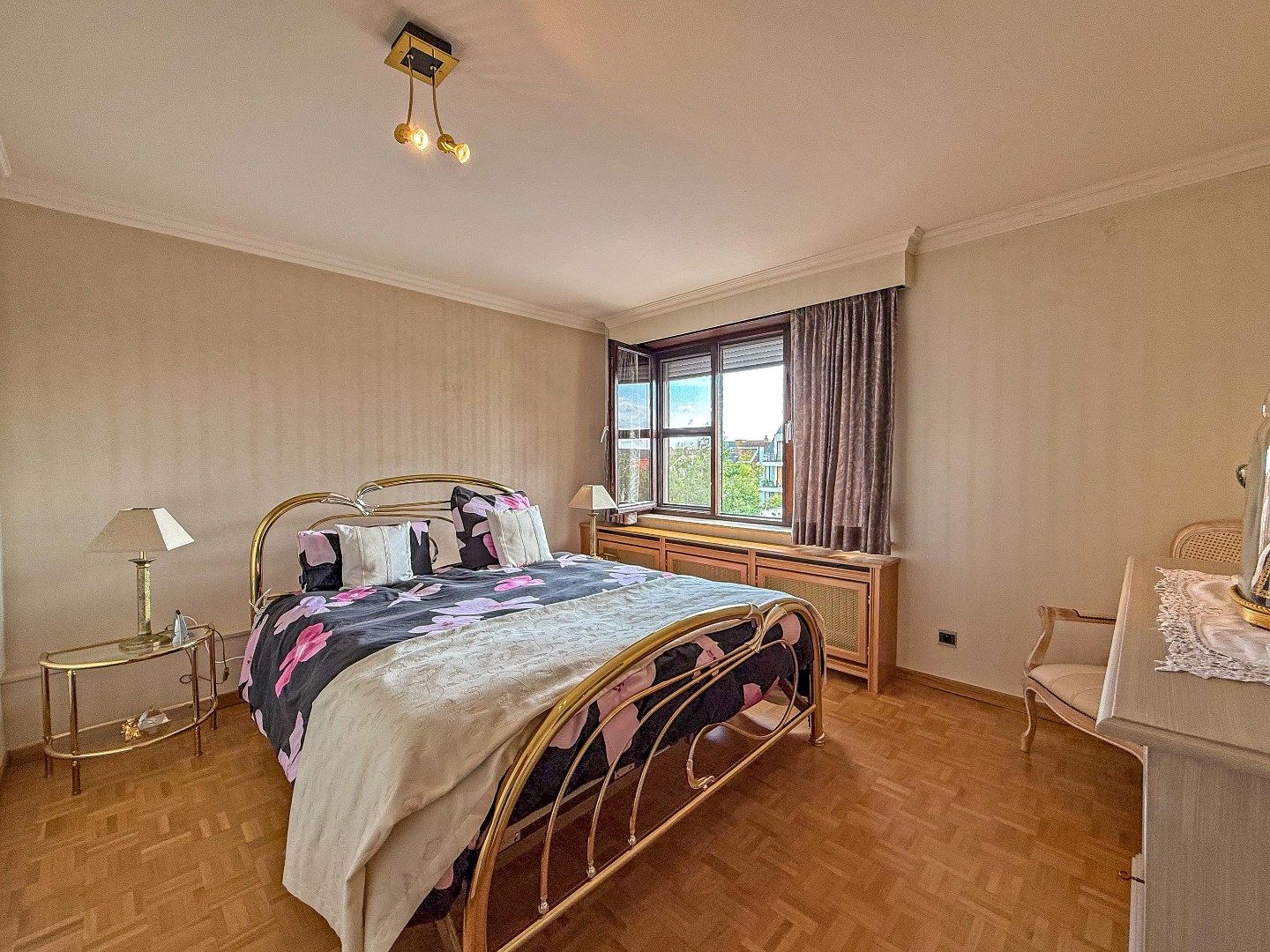 Prachtig herehuis met woonst en handelsruimte te Nieuwpoort-Stad op een zeer commerciële ligging in de Marktstraat op 400 m².  foto 15