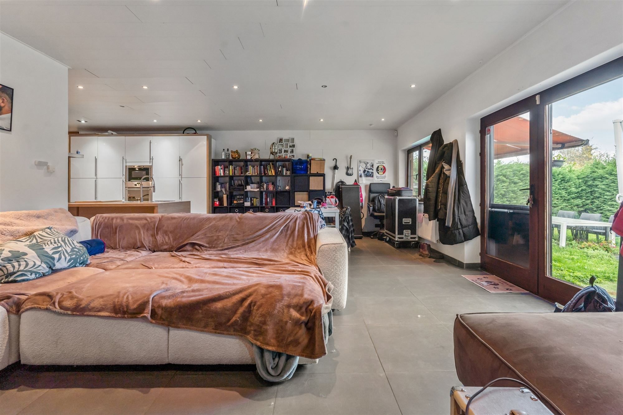 OPBRENGSTEIGENDOM BESTAANDE UIT 3 APPARTEMENTEN EN EEN STUDIO GELEGEN TE TESSENDERLO foto 4