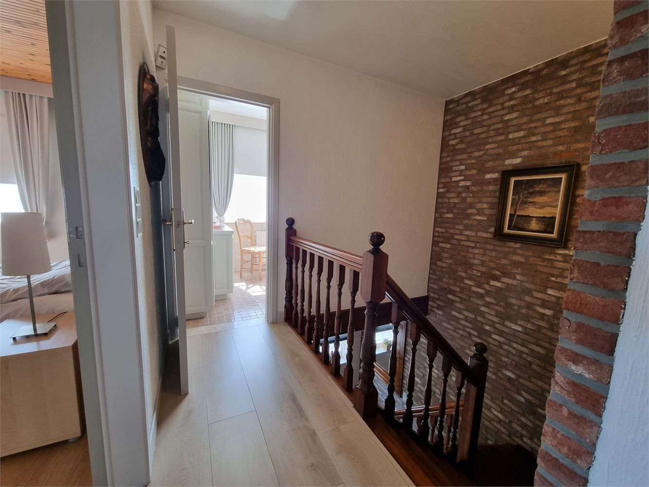 Ruime, residentieel gelegen woning met werkplaats op 15a foto 28
