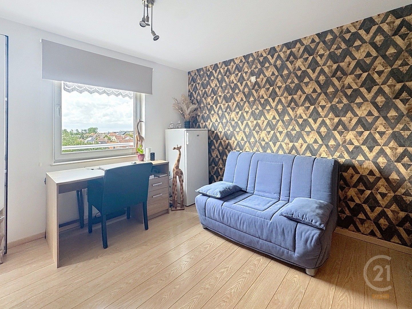 Instapklaar appartement met terras in Oostende foto 13