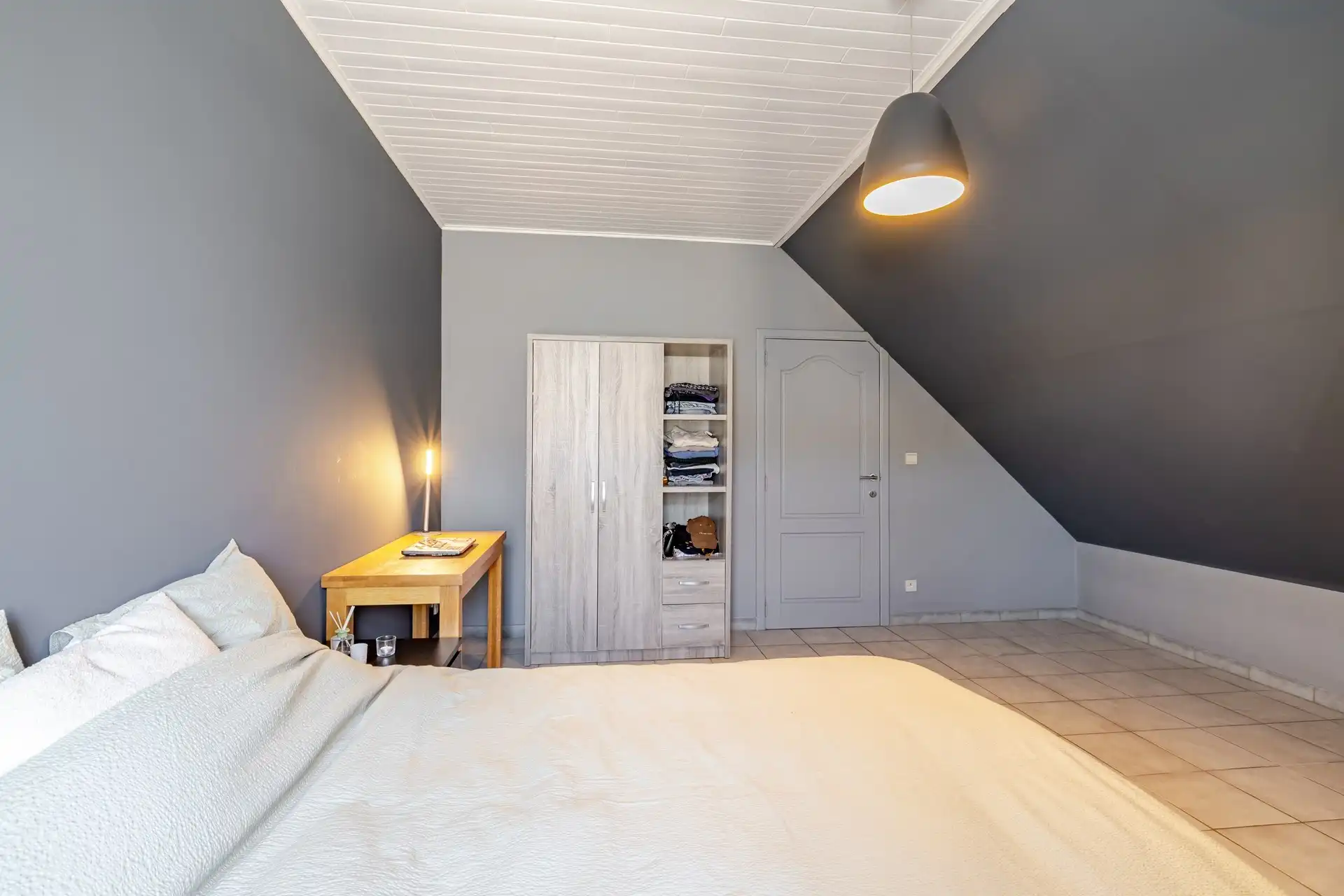 Gerenoveerde vrijstaande woning in rustige straat te Erpe  foto 27