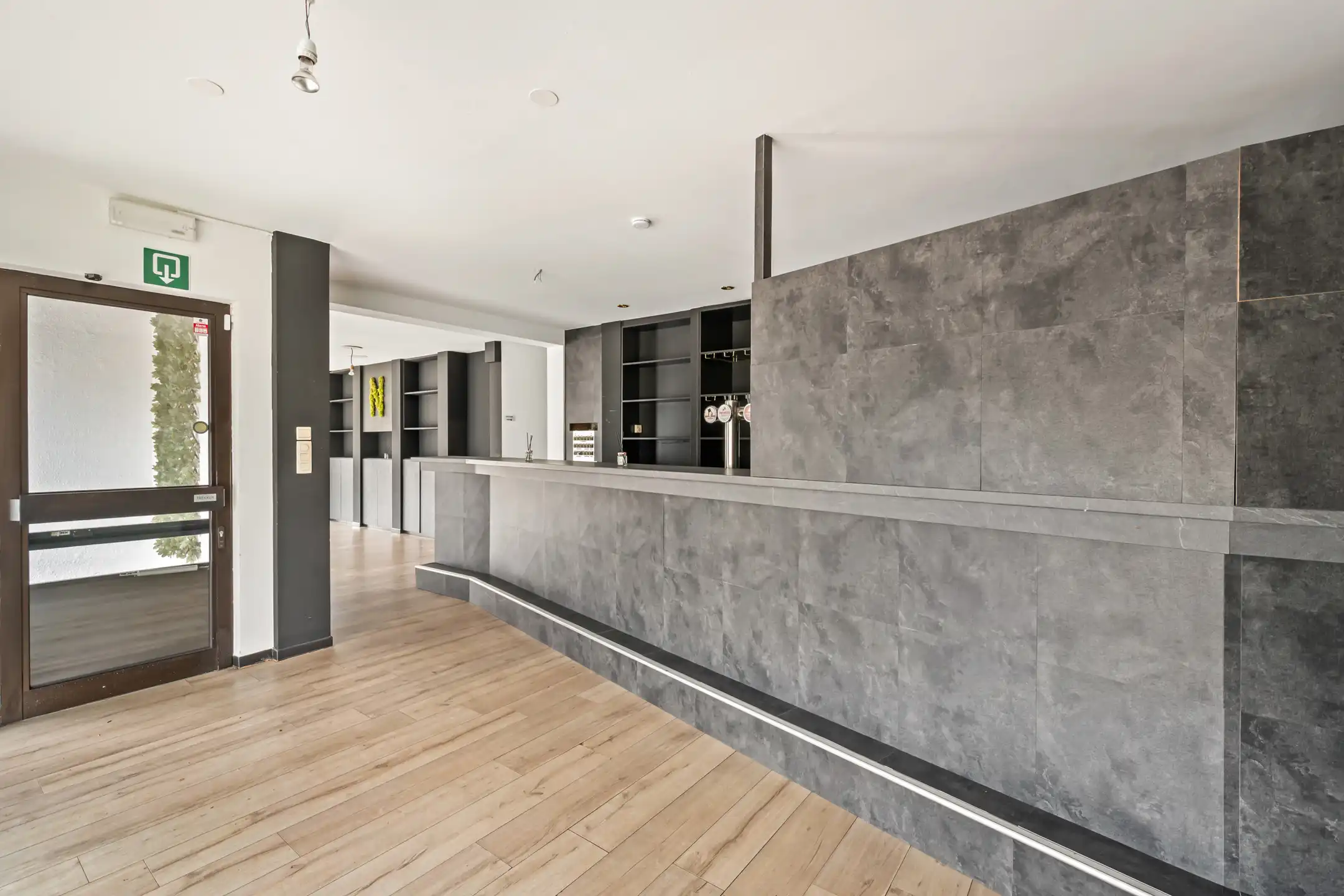 Woning met handelspand op 28a17ca foto 14