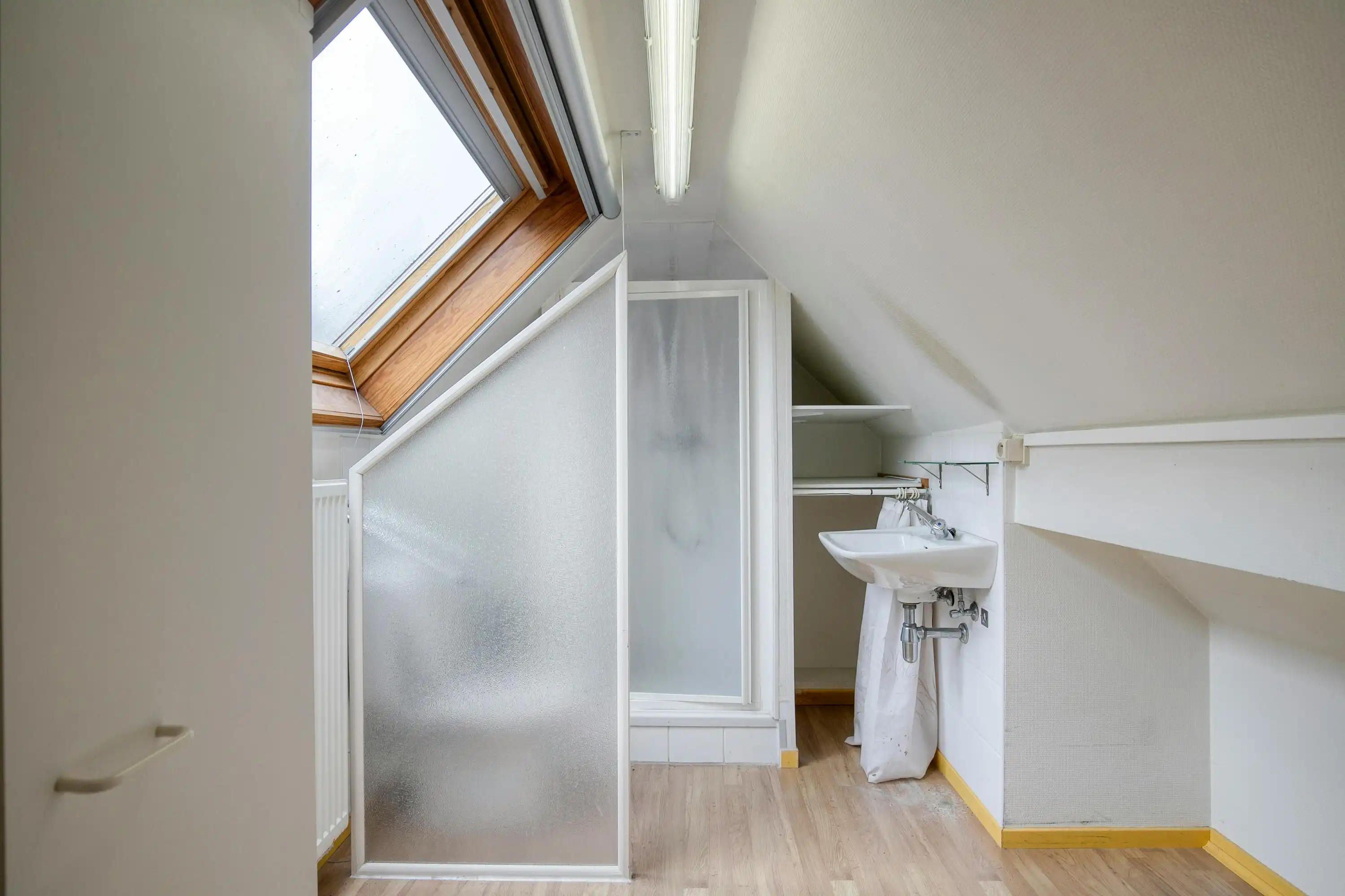 Stadsparel met magnifieke gevel aan de Boeveriestraat met royale tuin foto 15