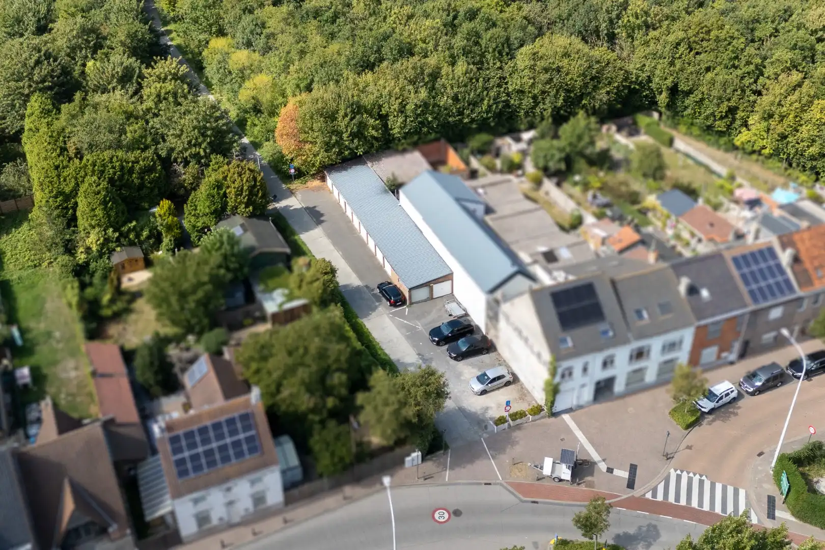 11 garageboxen als geheel te koop in centrum Zandvoorde foto 6