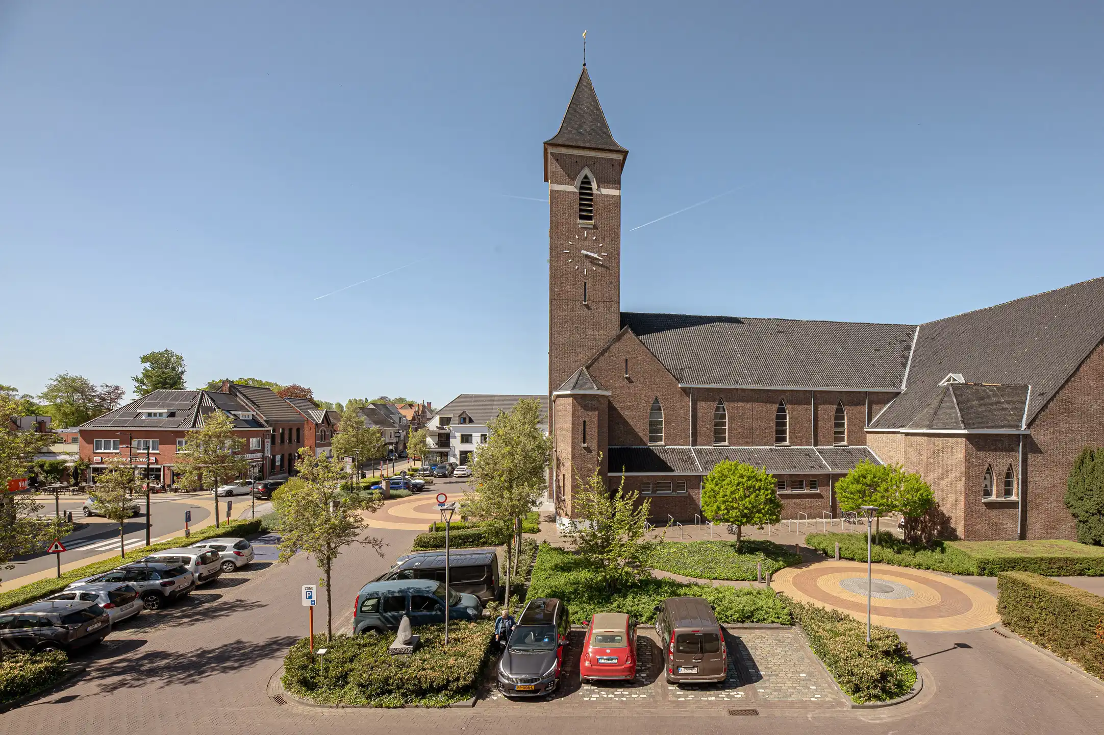 Ruim appartement met 3 slaapkamers en garage in het centrum van Essen foto 22