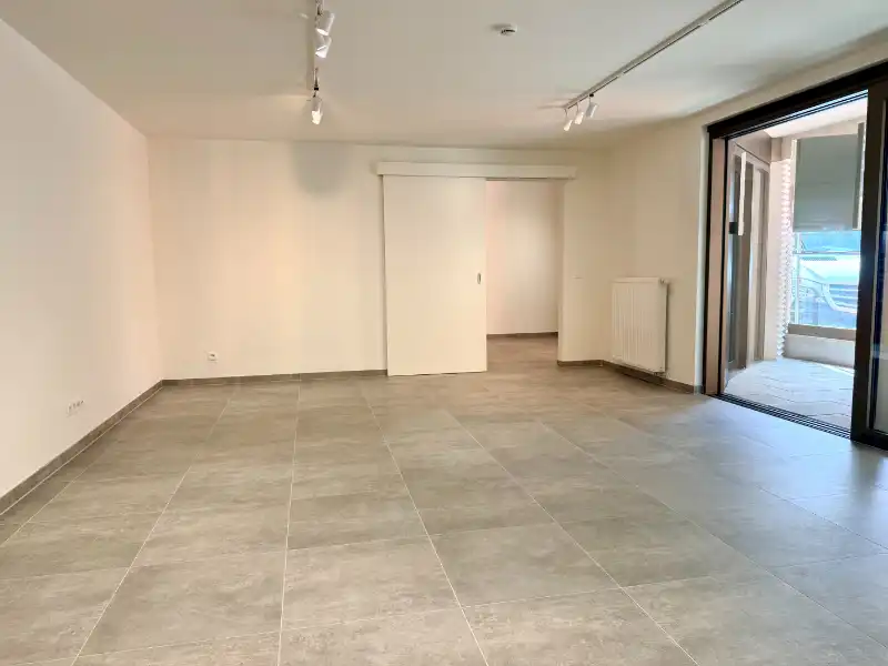 GVL SERVICEFLAT MET GEZELLIG TERRAS foto 2