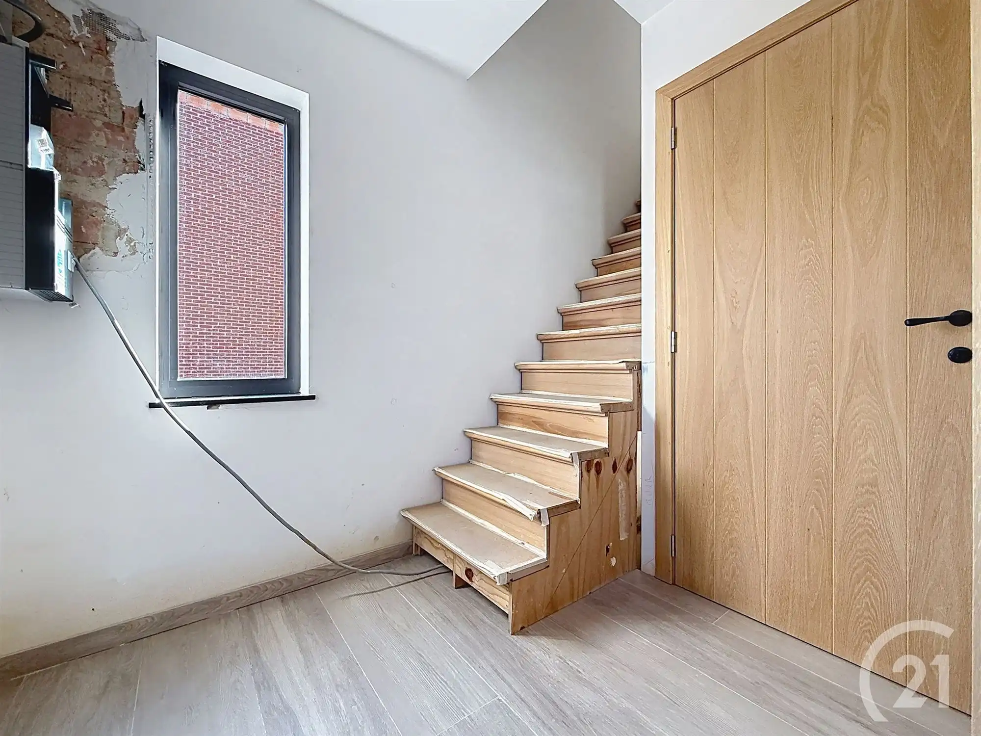 Gerenoveerde woning met garage van 91m²! foto 4