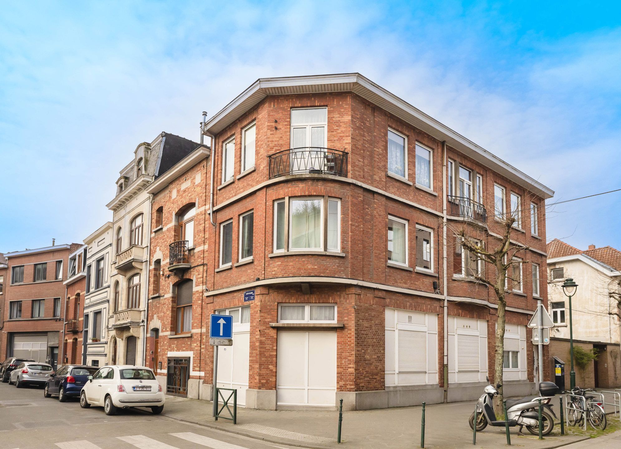 Mooie 2 slaapkamerwoning van ± 95m² foto {{pictureIndex}}