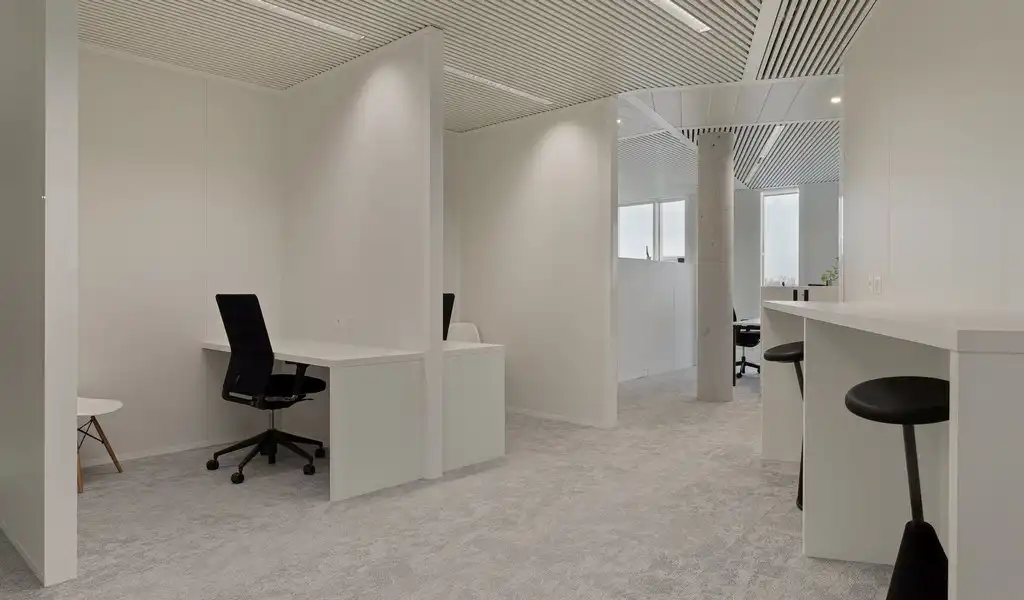 Kantoorverdiep te huur in Kowala Business Center in Gent foto 9