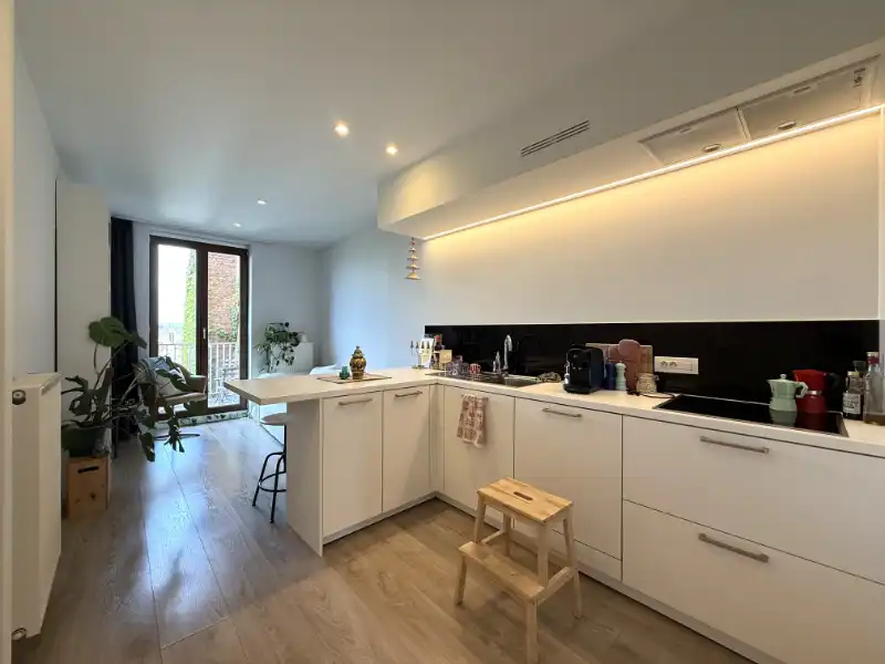 Leuk appartement met ruim terras nabij Nederkouter en Coupure foto 6