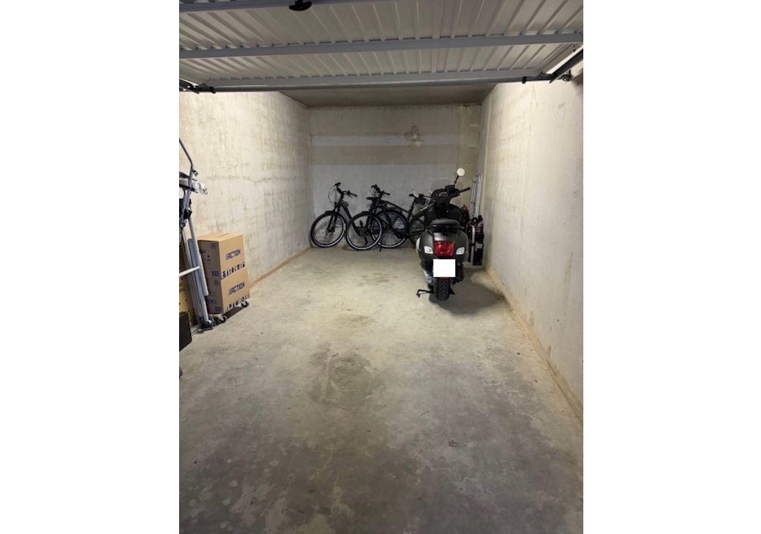 Ruime garagebox te Nieuwpoort-Bad foto 2