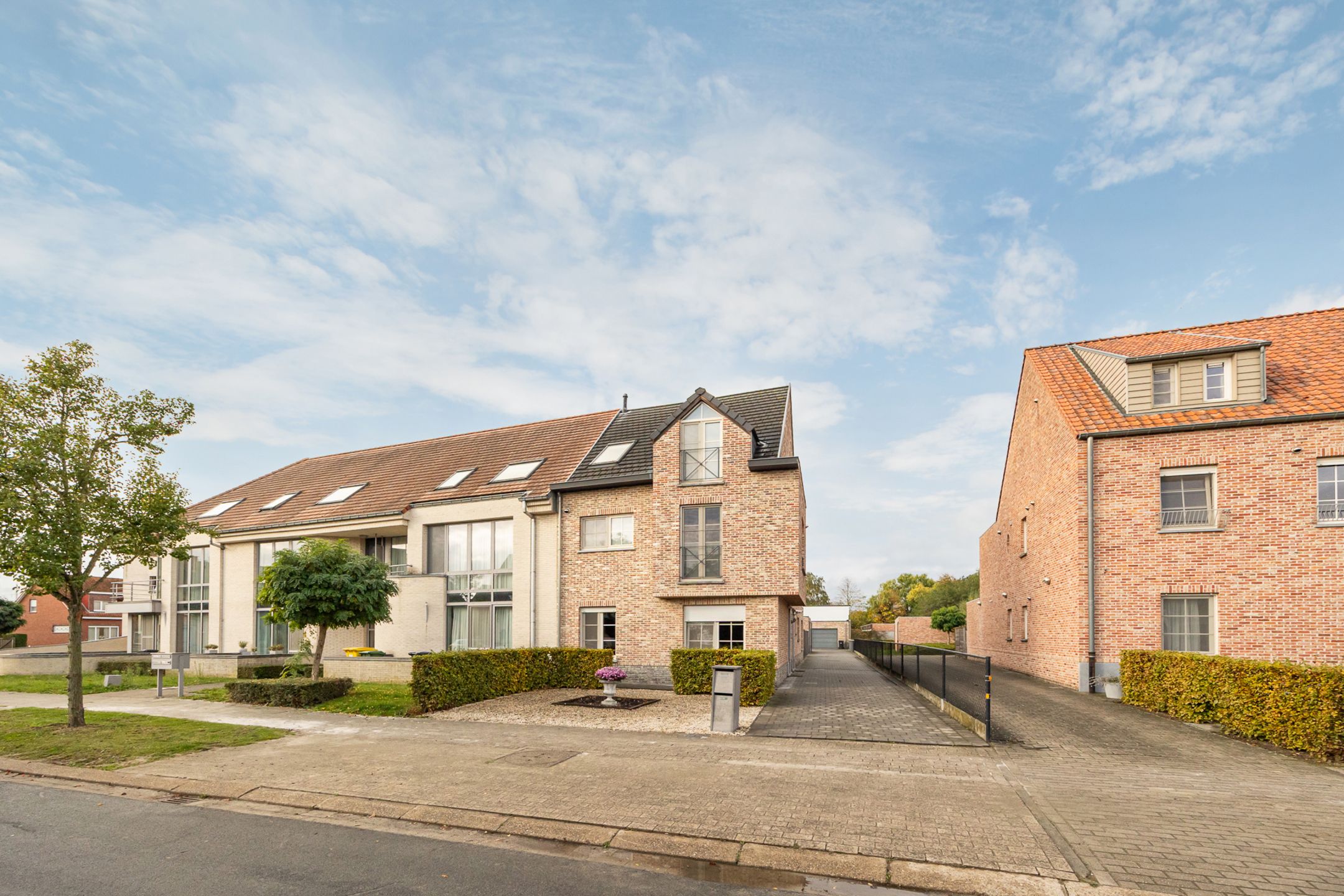 Volledig instapklaar duplex appartement met terras & garage foto 25