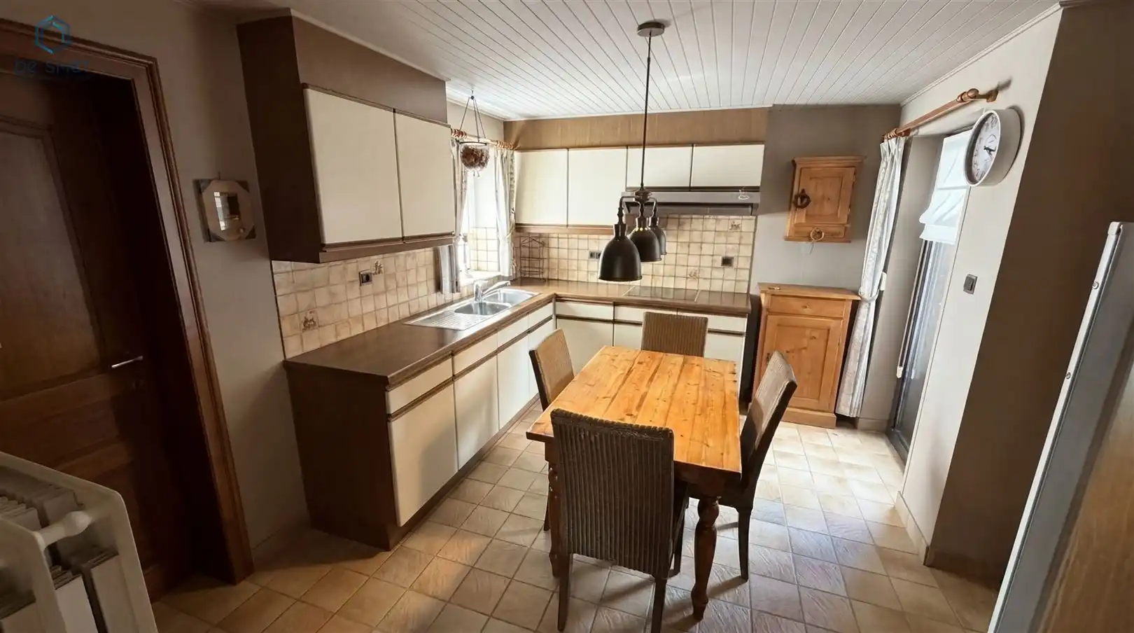 Instapklare woning met 3 slaapkamers, prachtige tuin, 2 garages en tal van mogelijkheden in Lierde foto 21