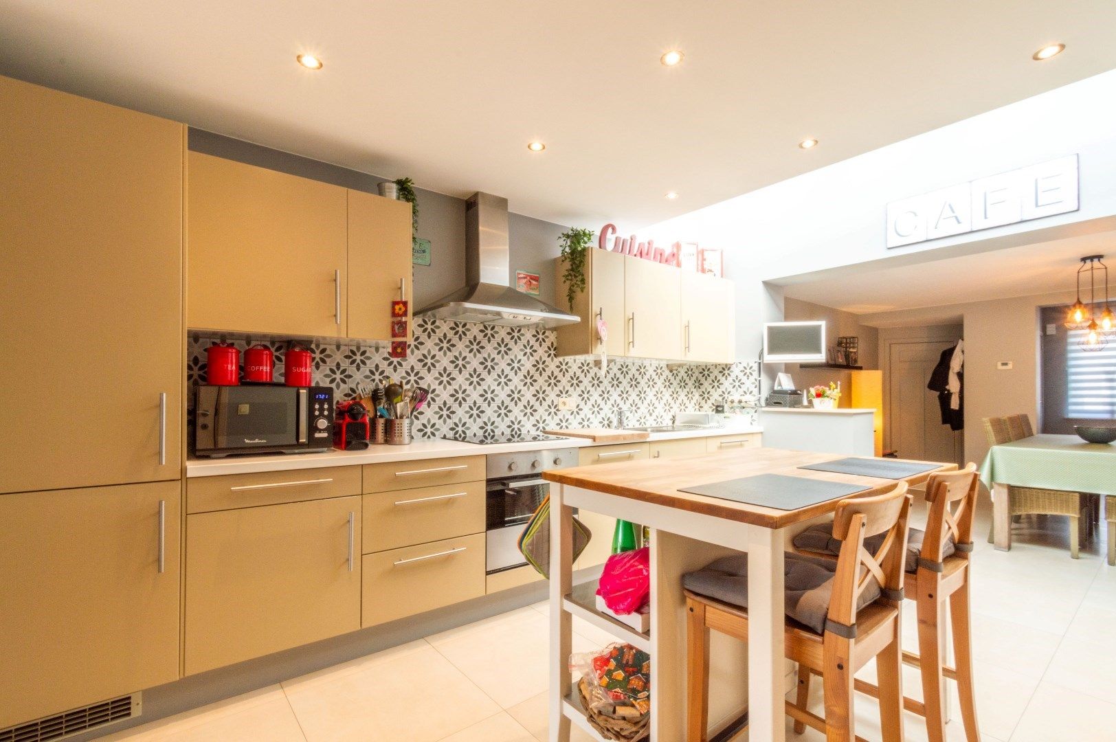 VOLLEDIG INSTAPKLARE + ENERGIEZUINIGE WONING ! foto 5