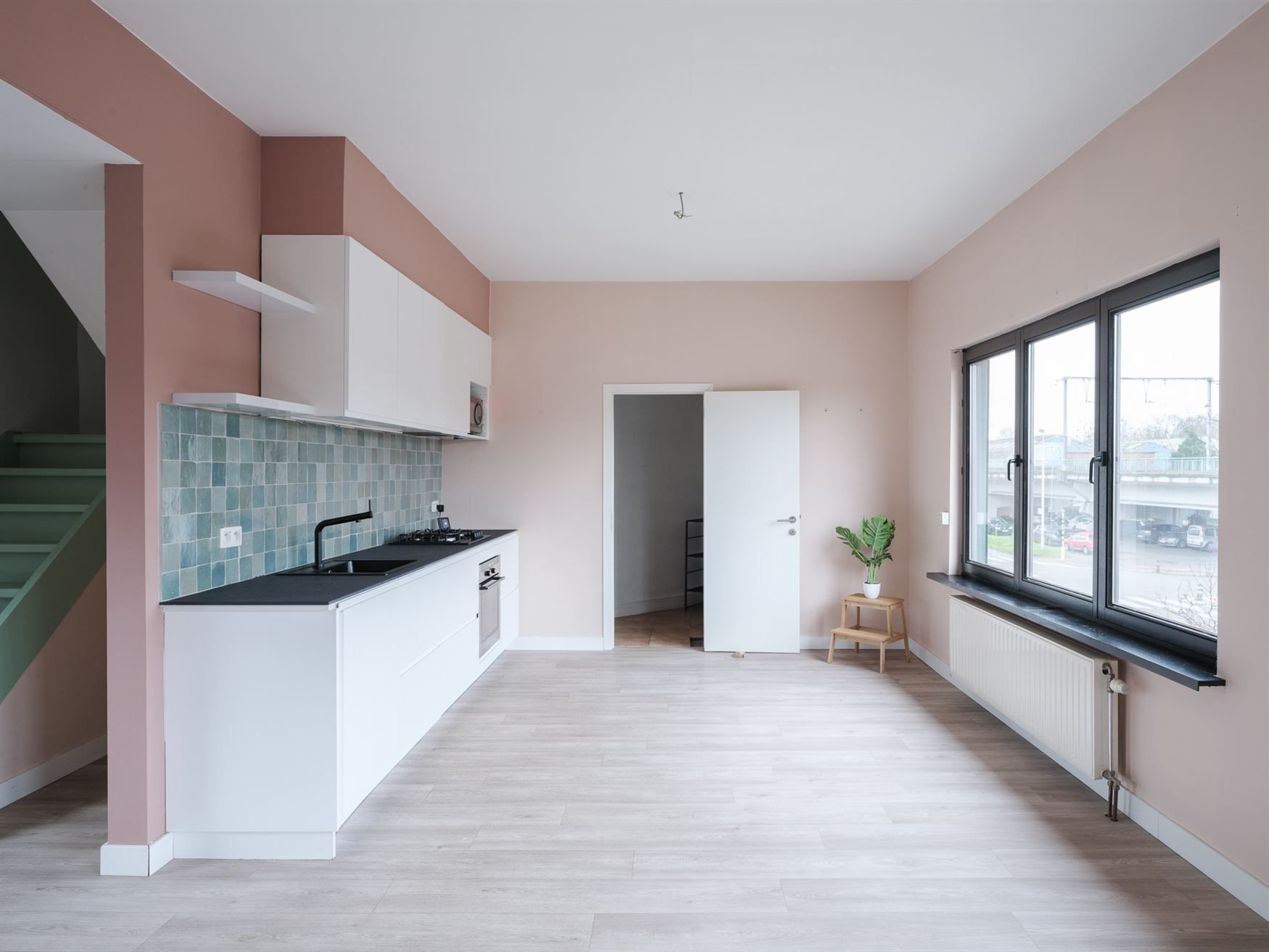 Instapklaar duplexappartement foto {{pictureIndex}}