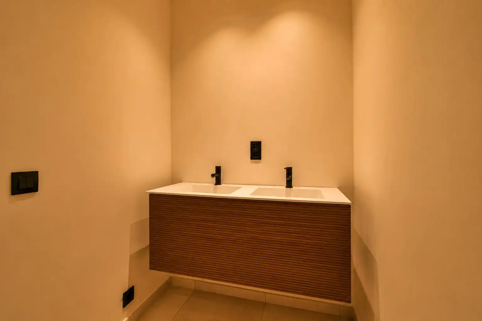 Ruime afgewerkte nieuwbouwwoning met landelijk zicht! foto 15