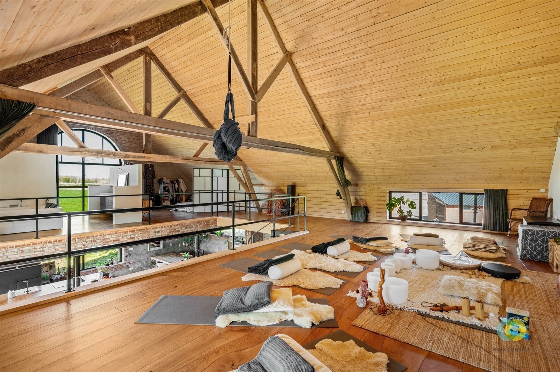 Smaakvolle totaalrenovatie met schuur foto 15