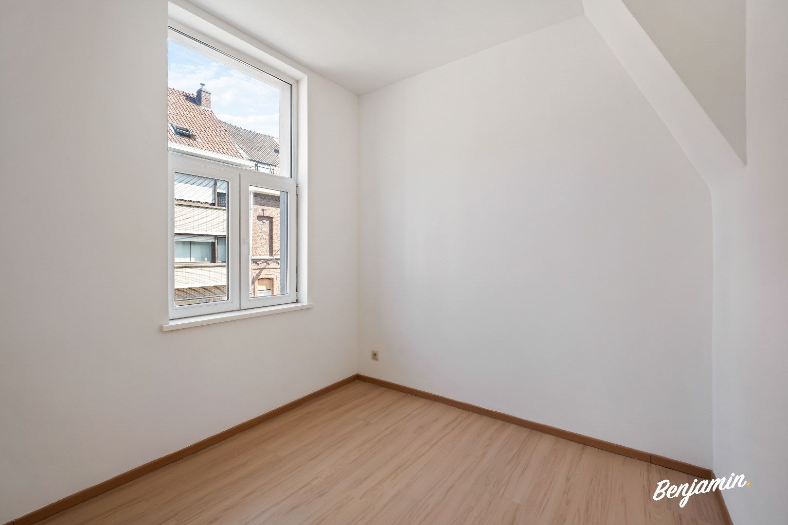 Instapklare energiezuinige woning met 3 slaapkamers en stadstuin in Kortrijk-centrum foto 10