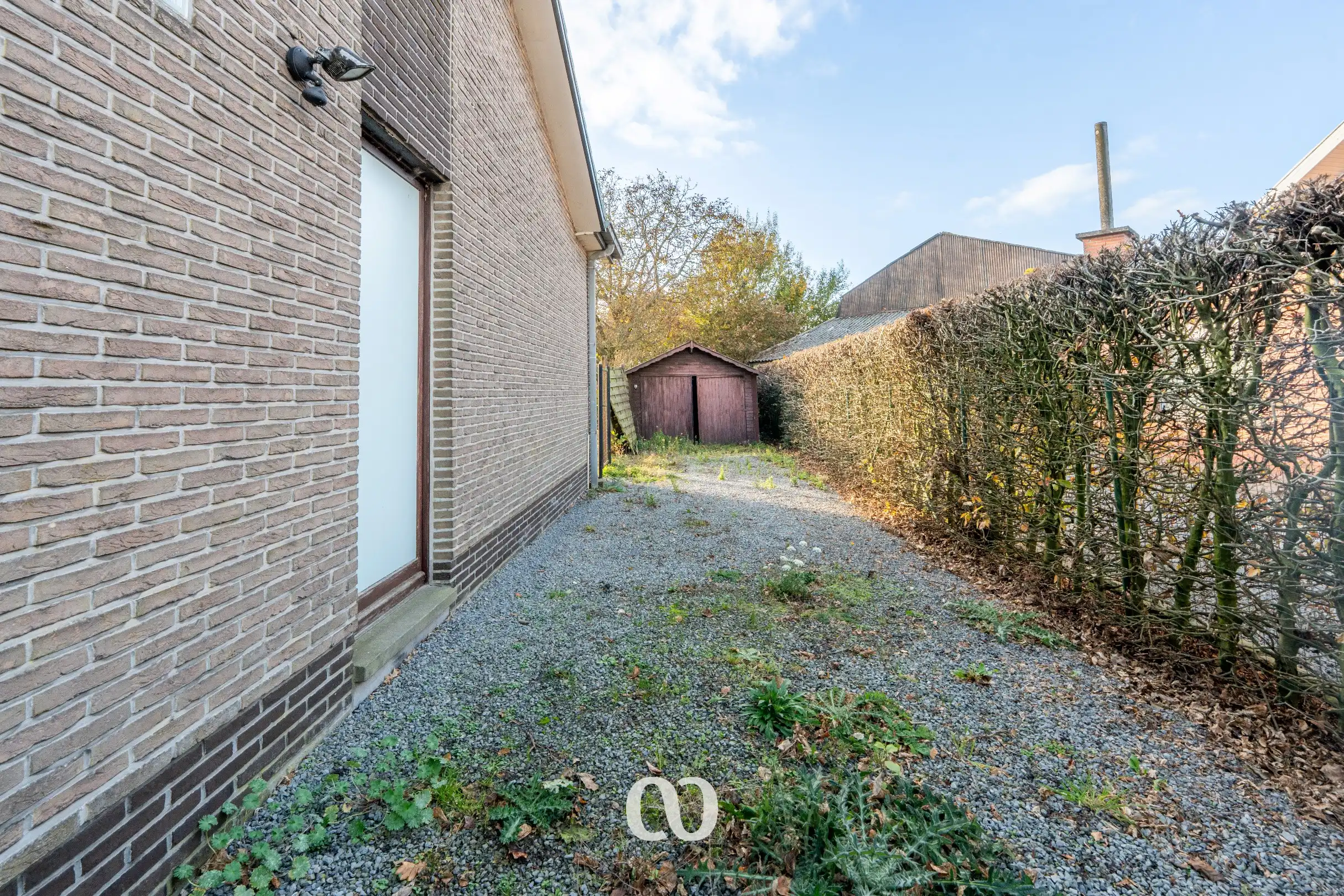 Te renoveren gezinswoning met grote tuin en agrarisch uitzicht foto 11