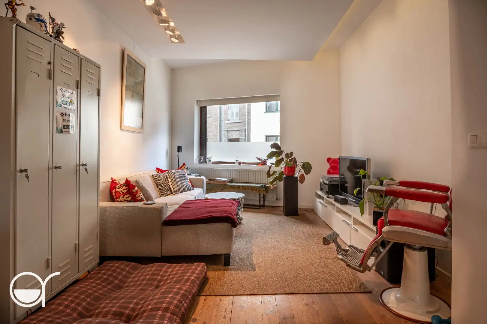 Statige woning met grote tuin vlakbij station Gent-Sint-Pieters foto 6