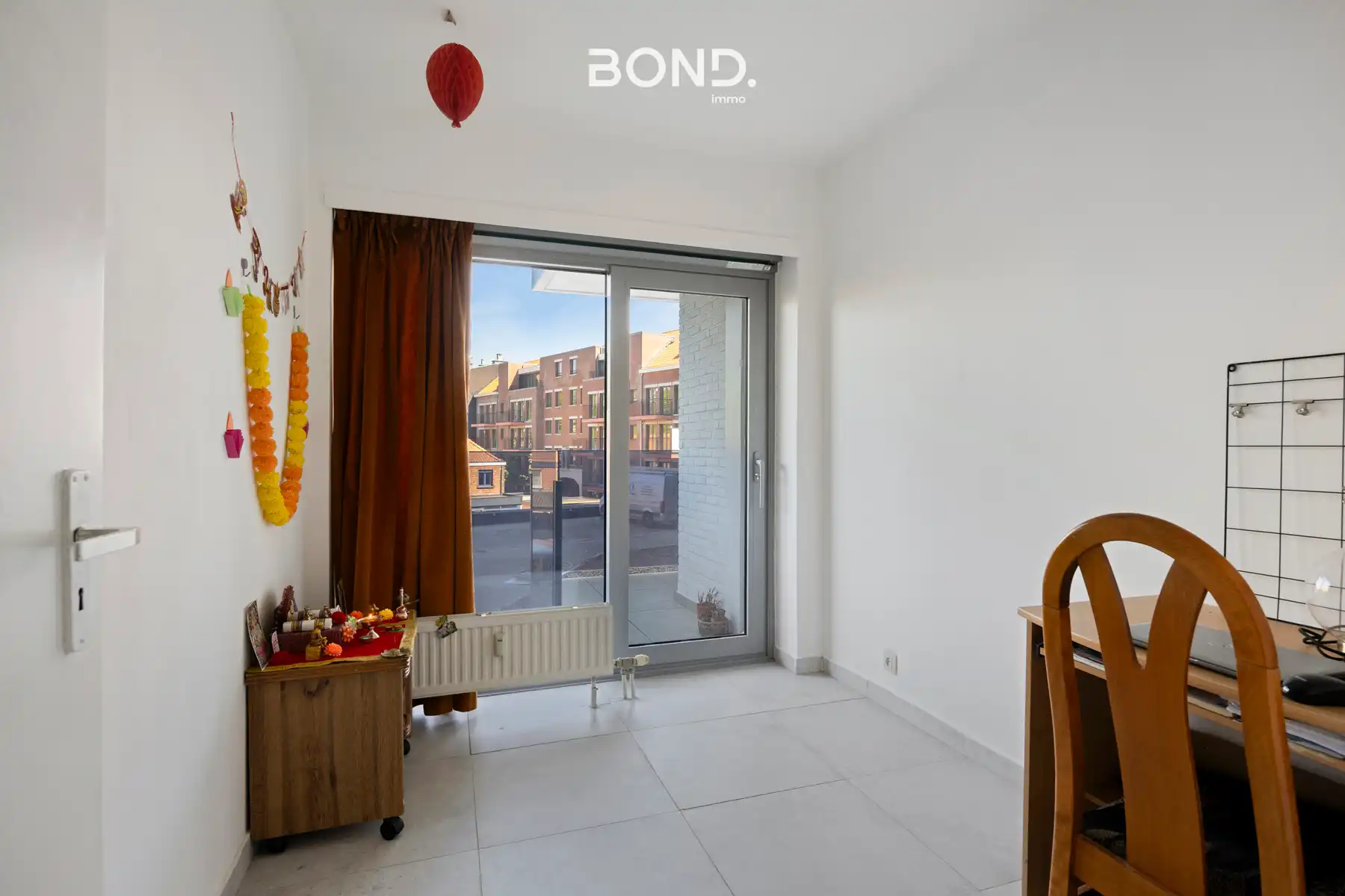 Instapklaar appartement met 3 kamers, parking en terras foto 17