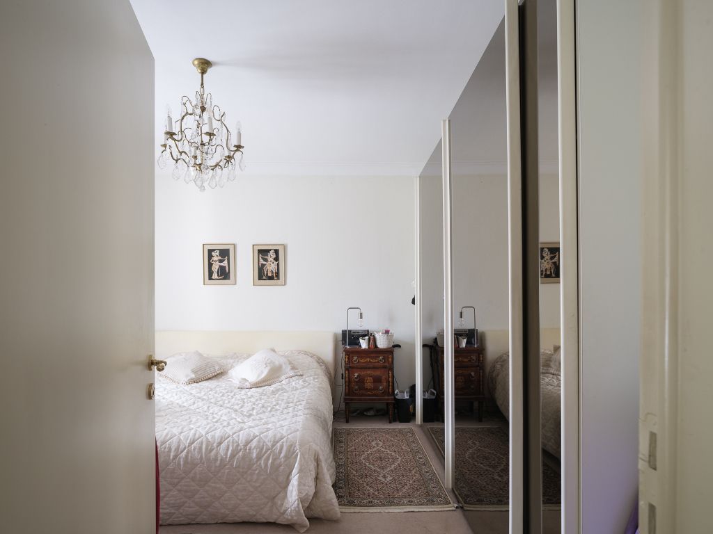 Ruim en stijlvol 4 slpk-appartement (bew.opp. 274 m2) met terras, gelegen op de eerste verdieping van de standingvolle residentie ‘Trianon’ op slechts 10 minuten van 'Centrum Gent'. foto 16