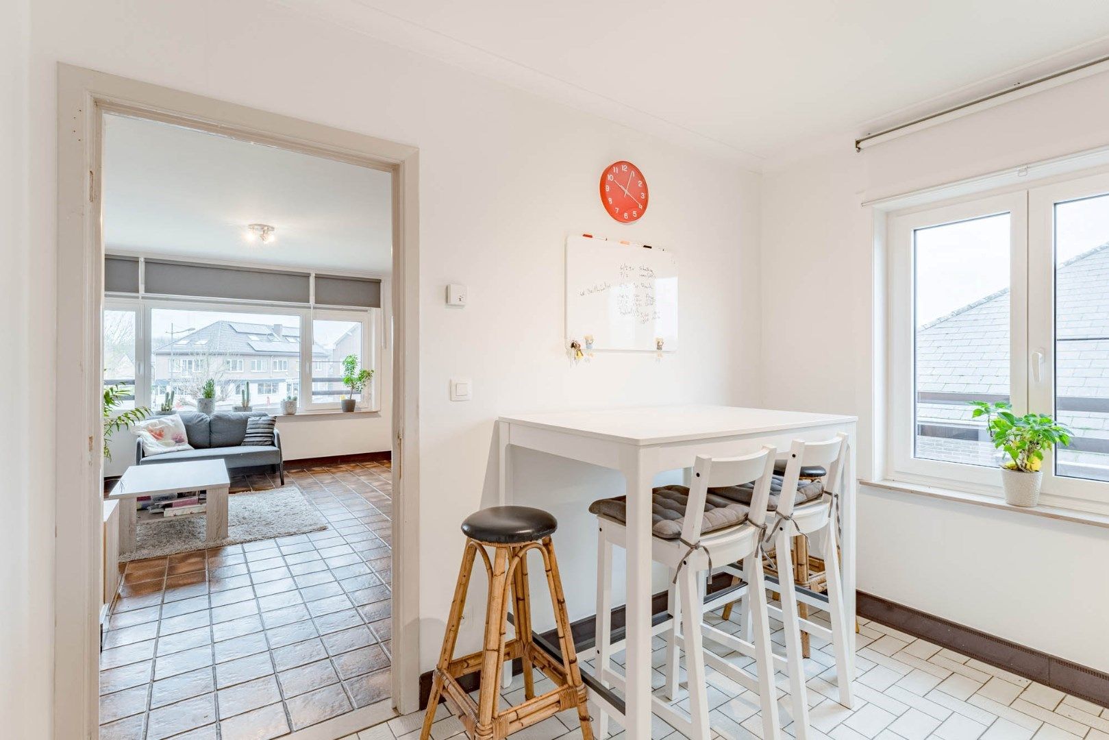 Verzorgd tweeslaapkamer-appartement met garage en berging op enkele minuutjes van het centrum van Munsterbilzen foto 14