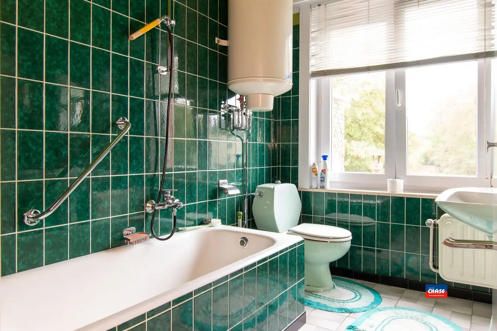 Charmante (op te frissen) rijwoning met 3 à 4 slaapkamers en prachtige tuin foto 24