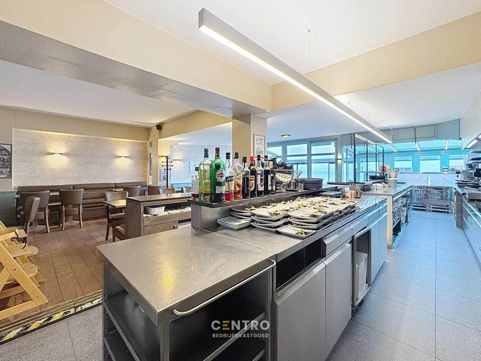 Verkoop handelspand IJssalon - Tearoom 't Zwart Schaap te Sint-Idesbald! foto 11