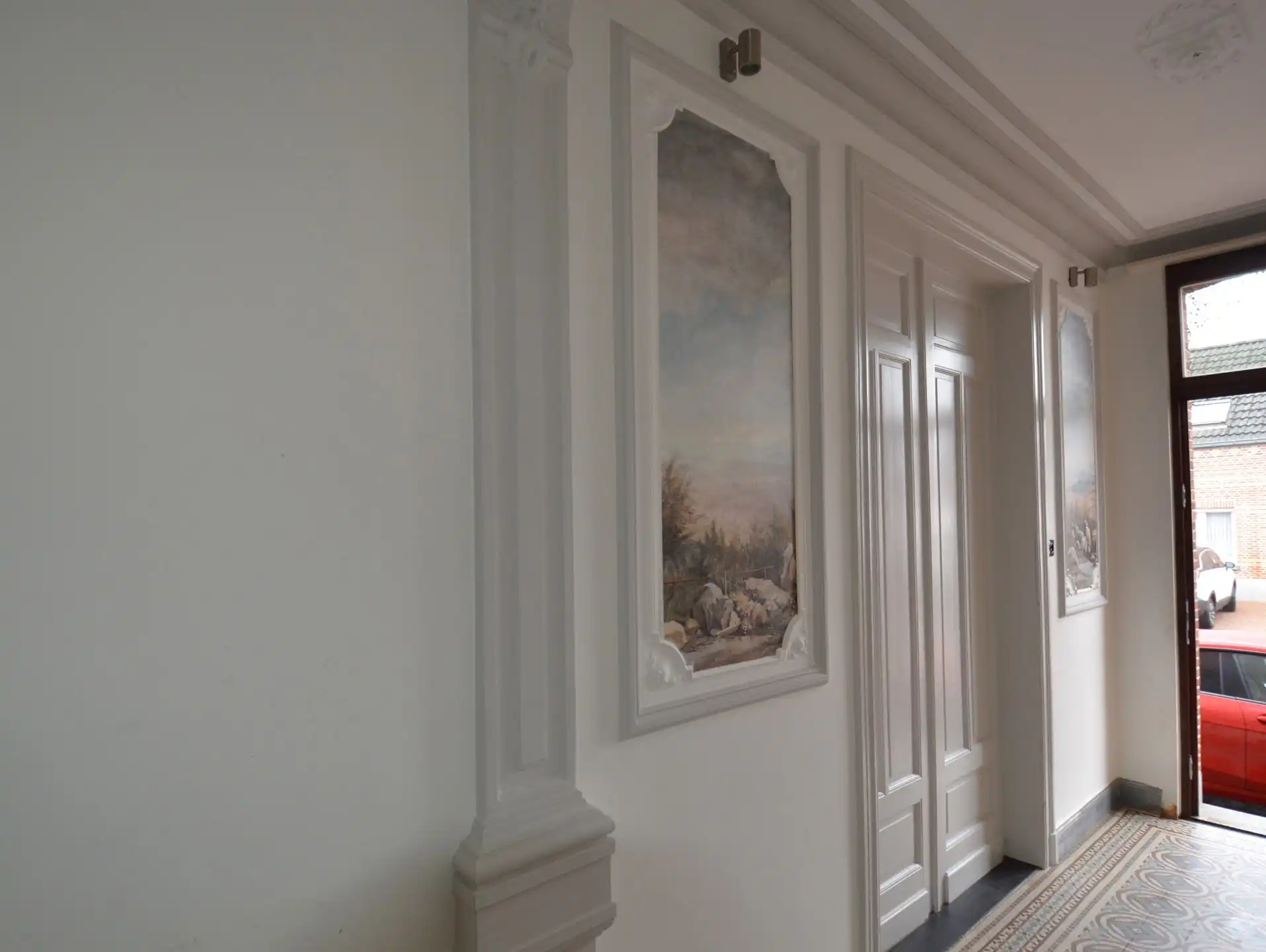 Zeer ruime karaktervolle rijwoning foto 3