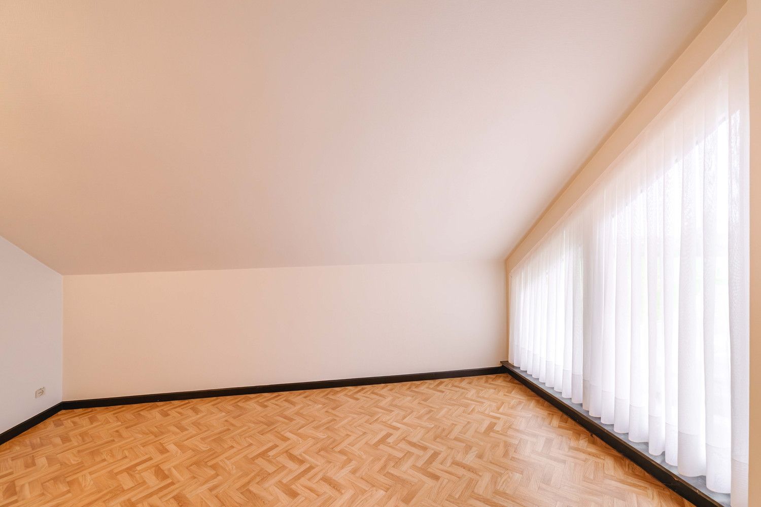 Halfopen woning te Meulebeke. foto 13