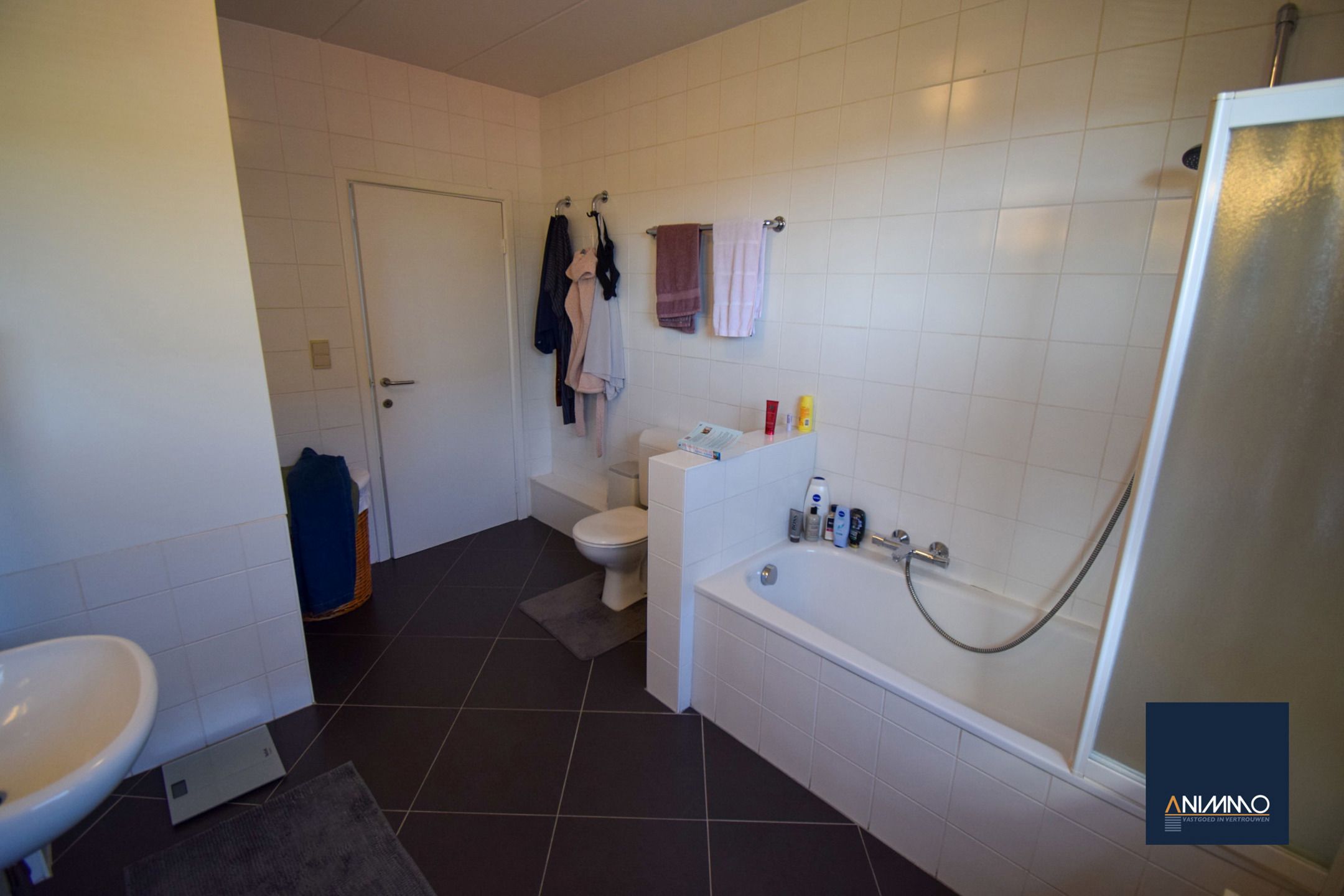 Gebouw te koop foto 15