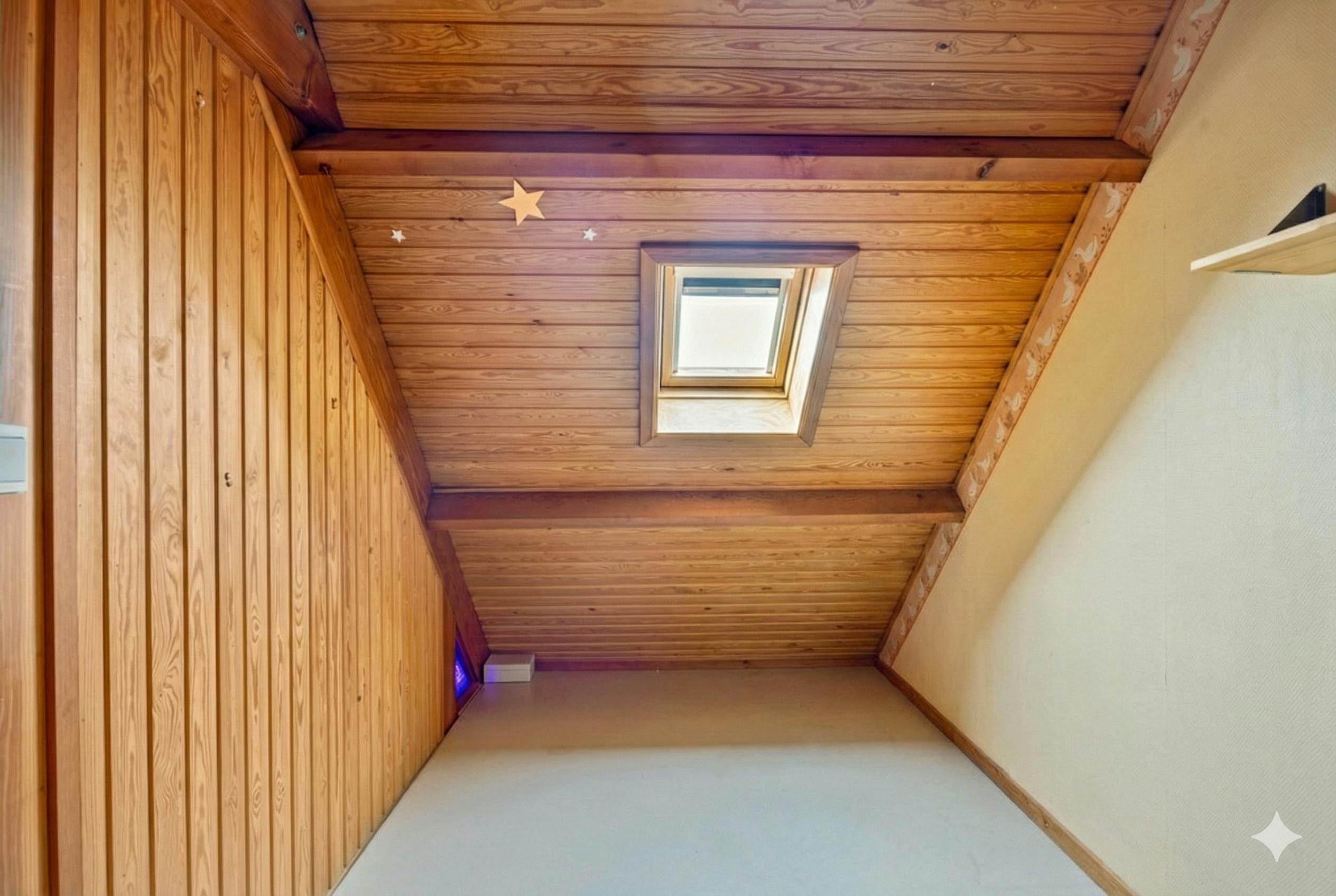 Charmant en ruim huis met 2 garageboxen in hartje Vilvoorde foto 21