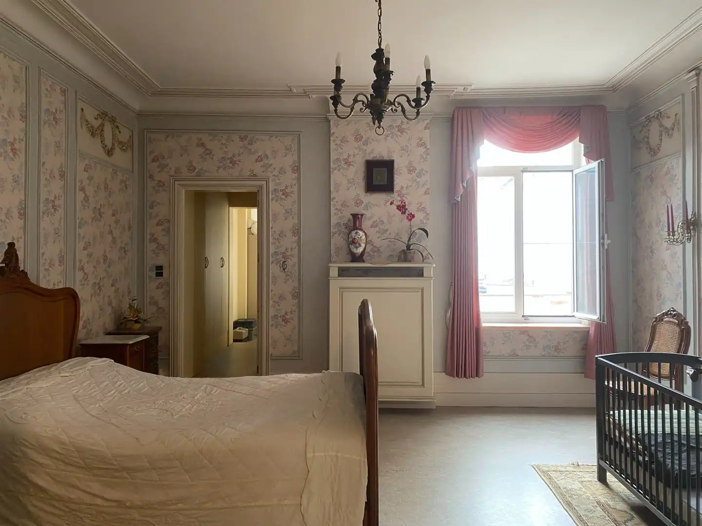 Handelspand met ruime woonst in het hart van Geraardsbergen foto 13