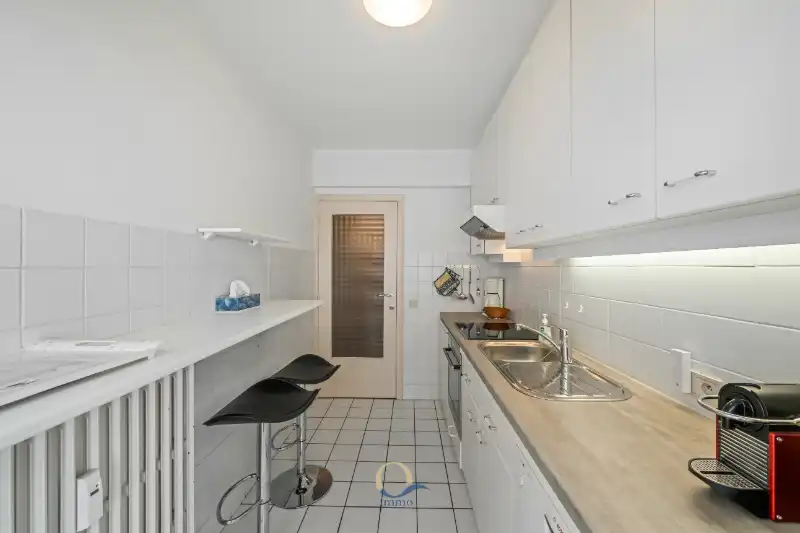 Gerieflijke studio van 52m2 op centrale ligging aan het Marie-José plein foto 13