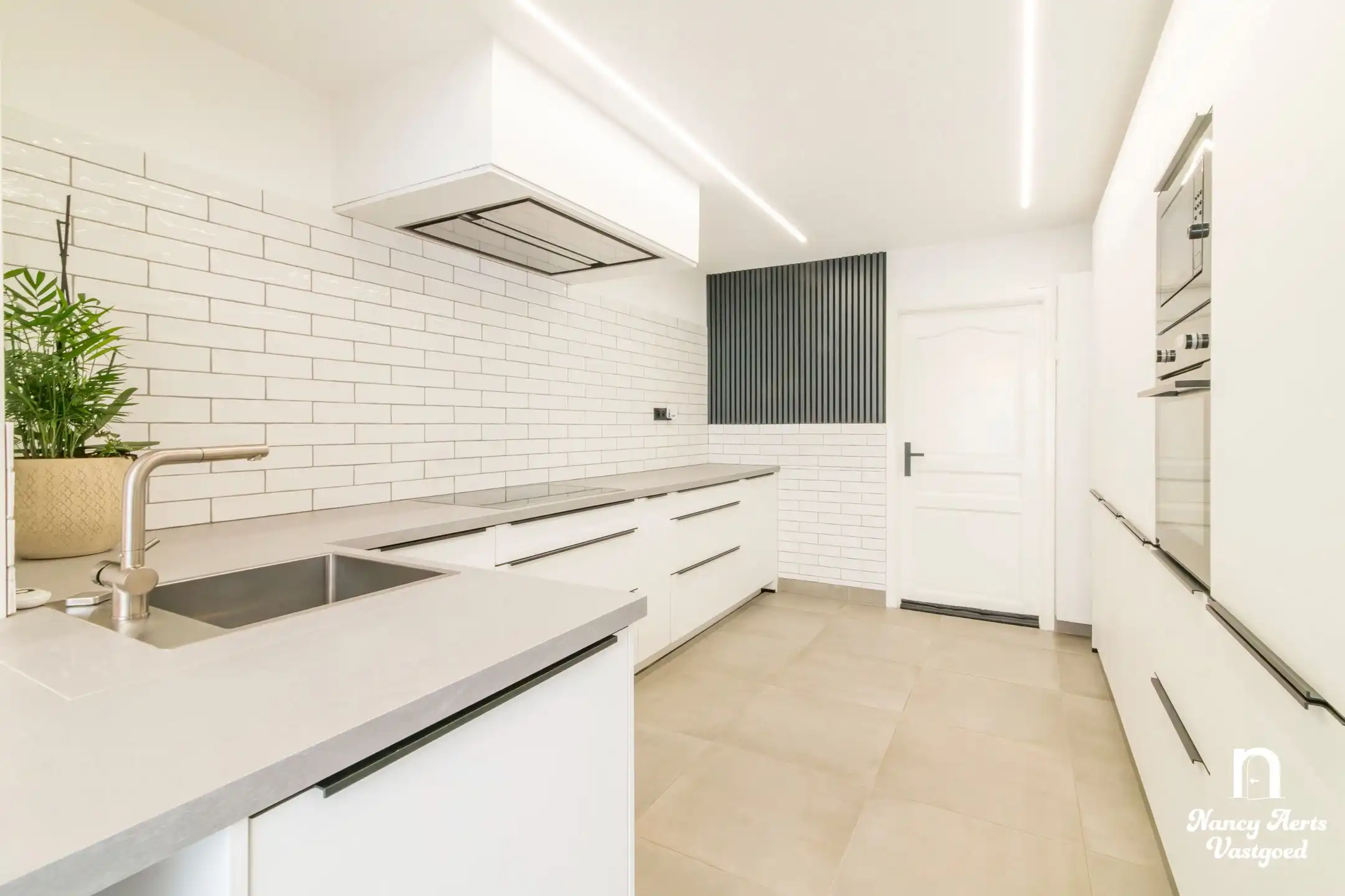 Gelijkvloers wonen in alle rust, op een royaal perceel foto 9