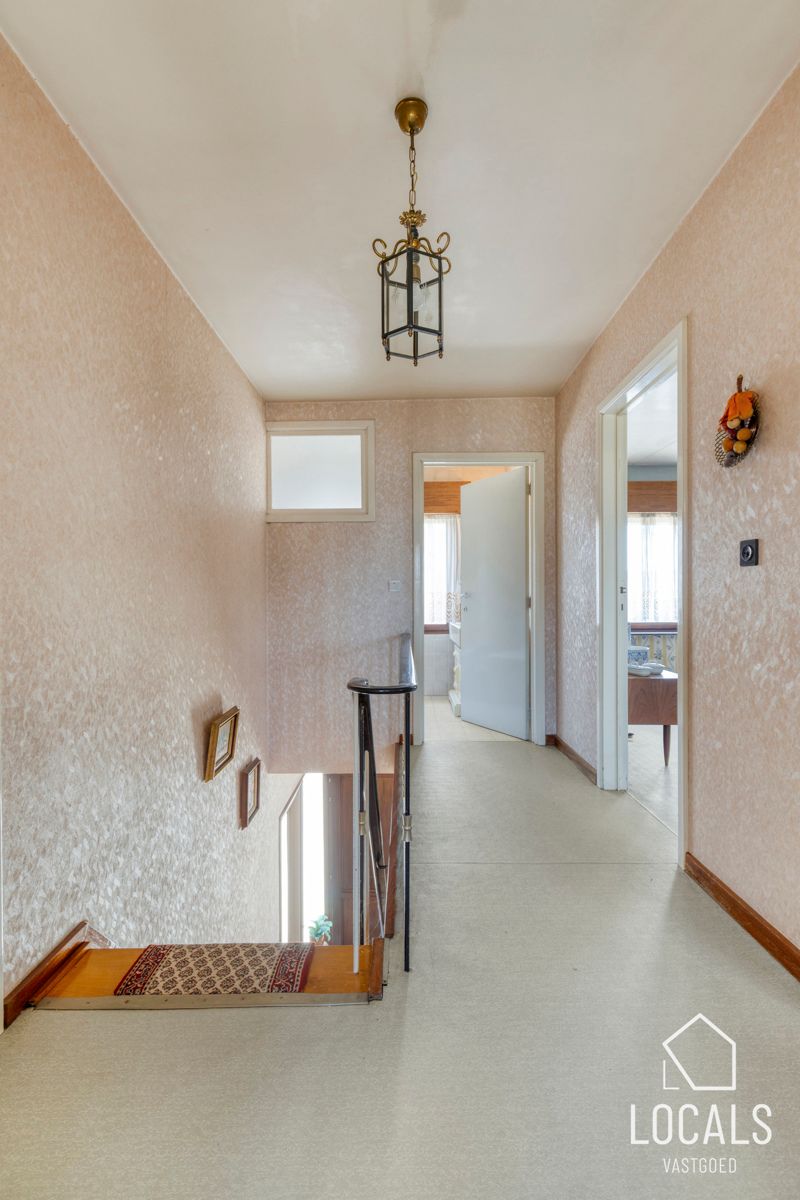 Woning met veel potentieel - tuin en grote zolder foto 15