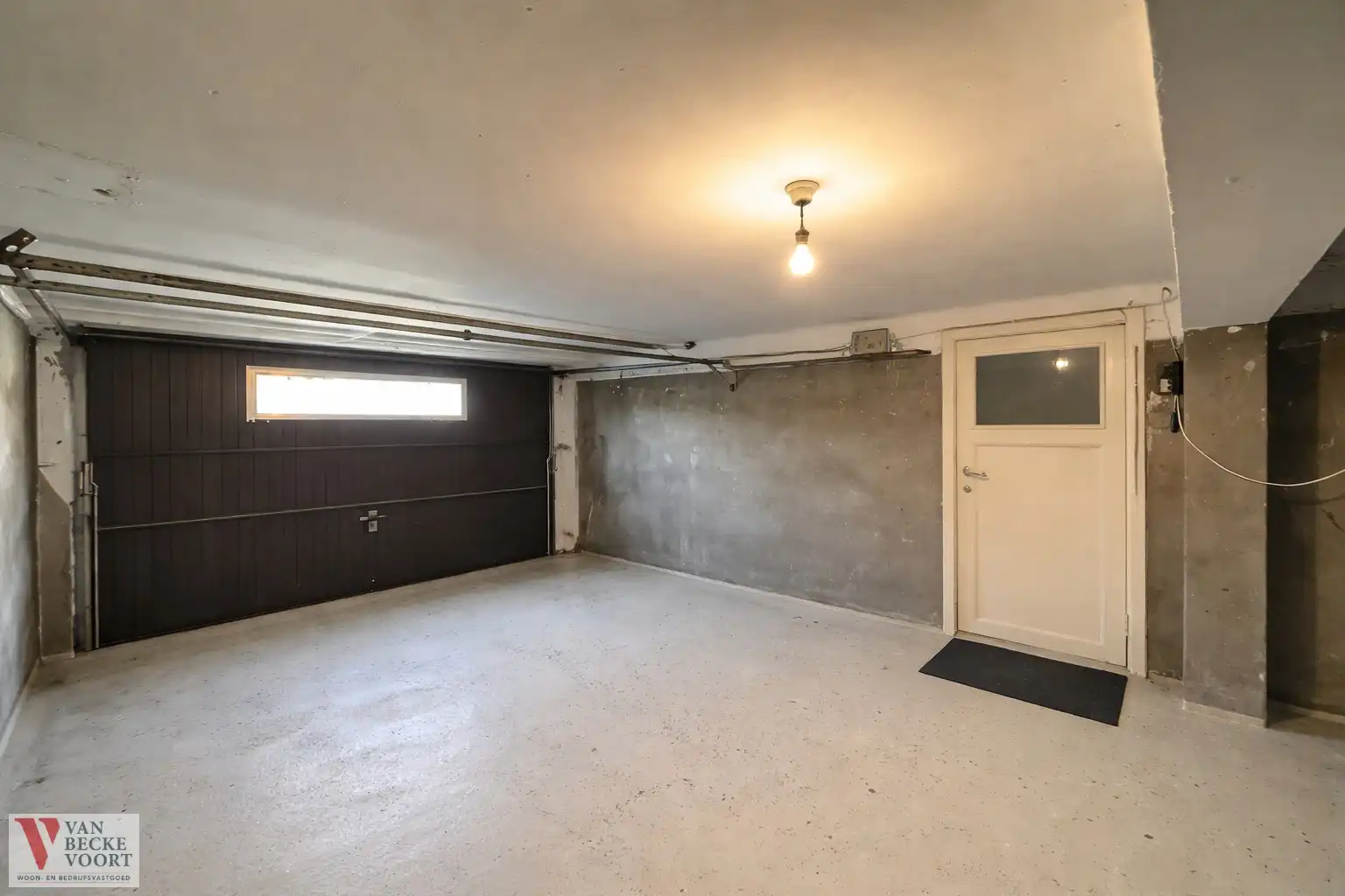 Unieke renovatiekans op topligging in Mariakerke foto 16