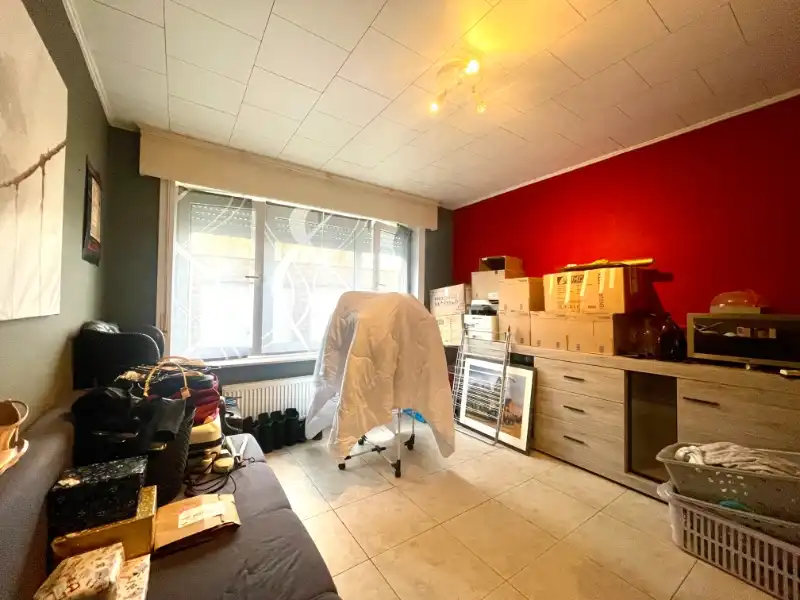 GELIJKVLOERS APPARTEMENT MET TWEE SLAAPKAMERS, TUIN EN GARAGE TE HUUR foto 10
