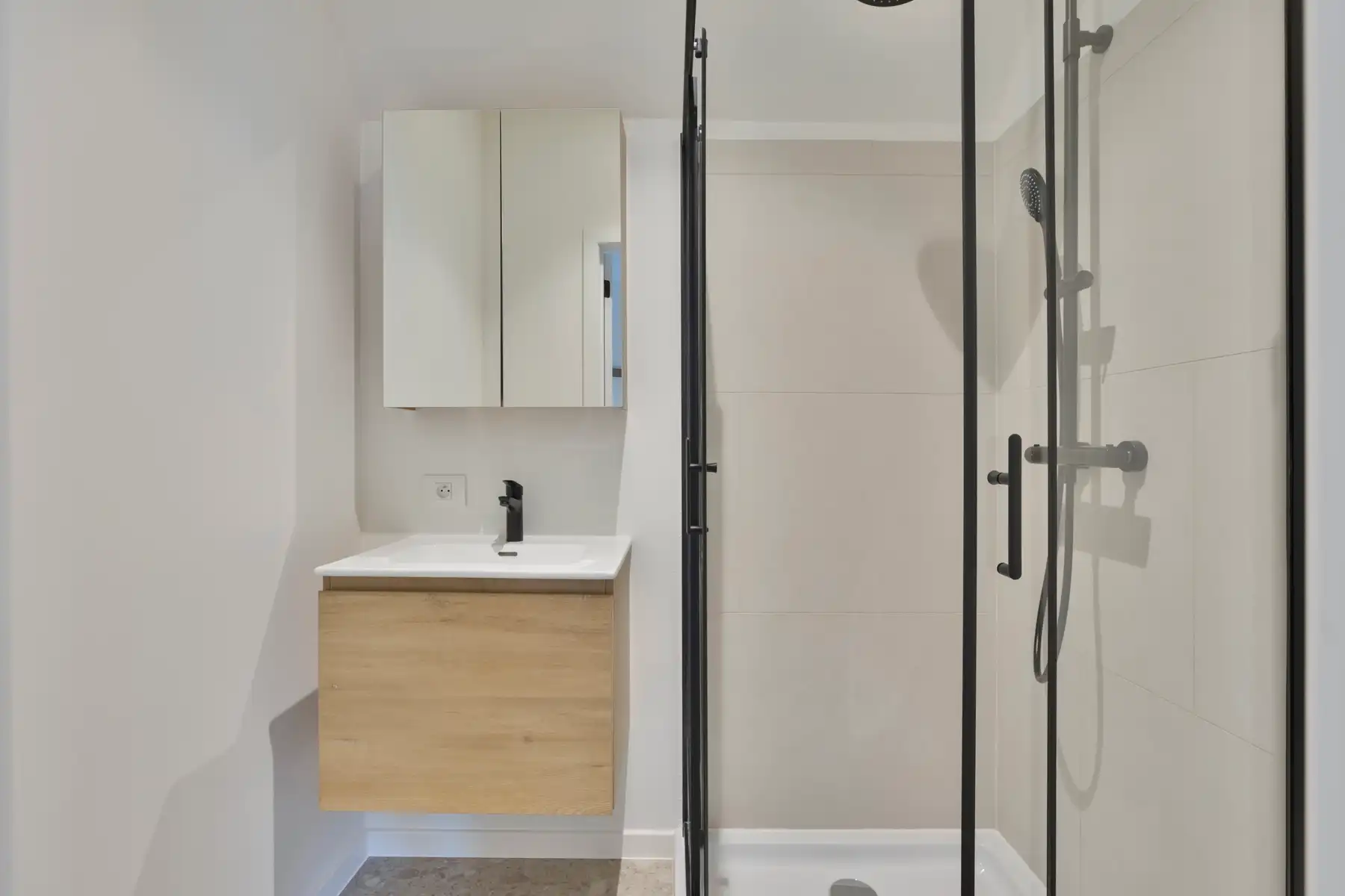 Kwalitatieve totaalrenovatie met zicht op de vesten foto 19