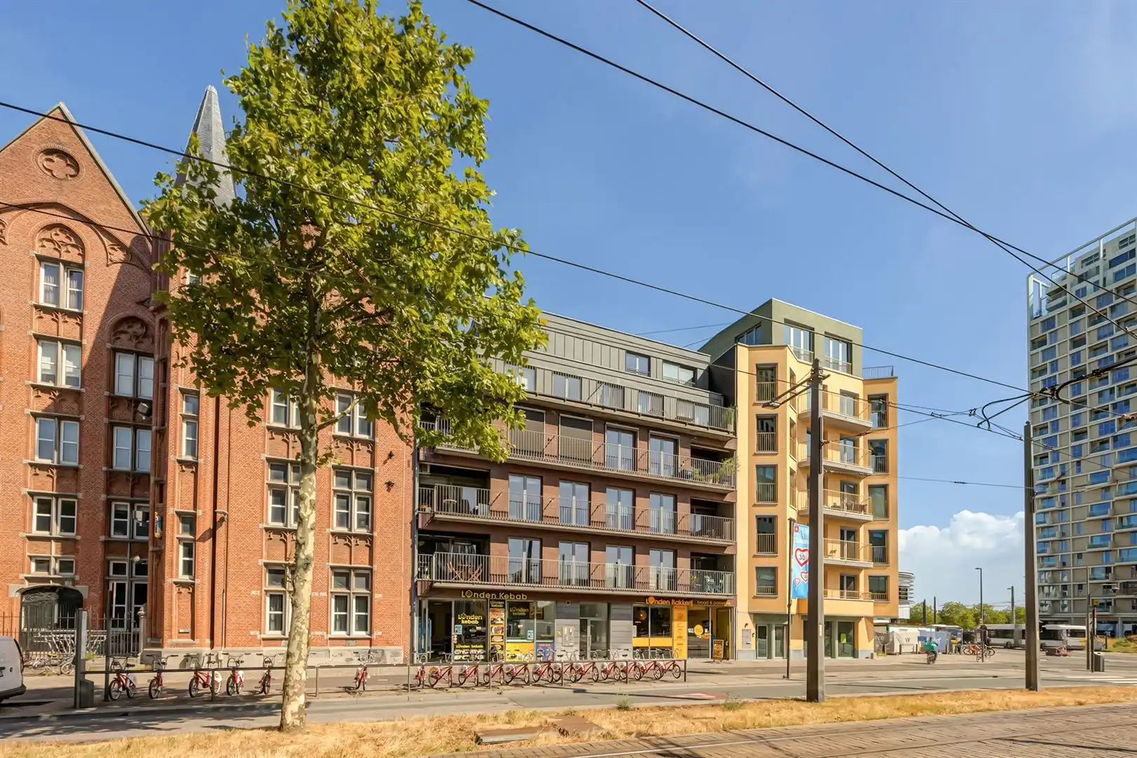 Stijlvol wonen met front row view op Antwerpen foto 18