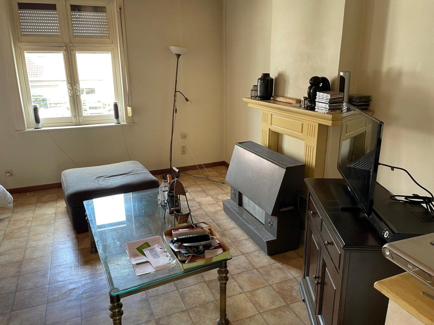 Appartementsgebouw met aanpalende schuur foto 5