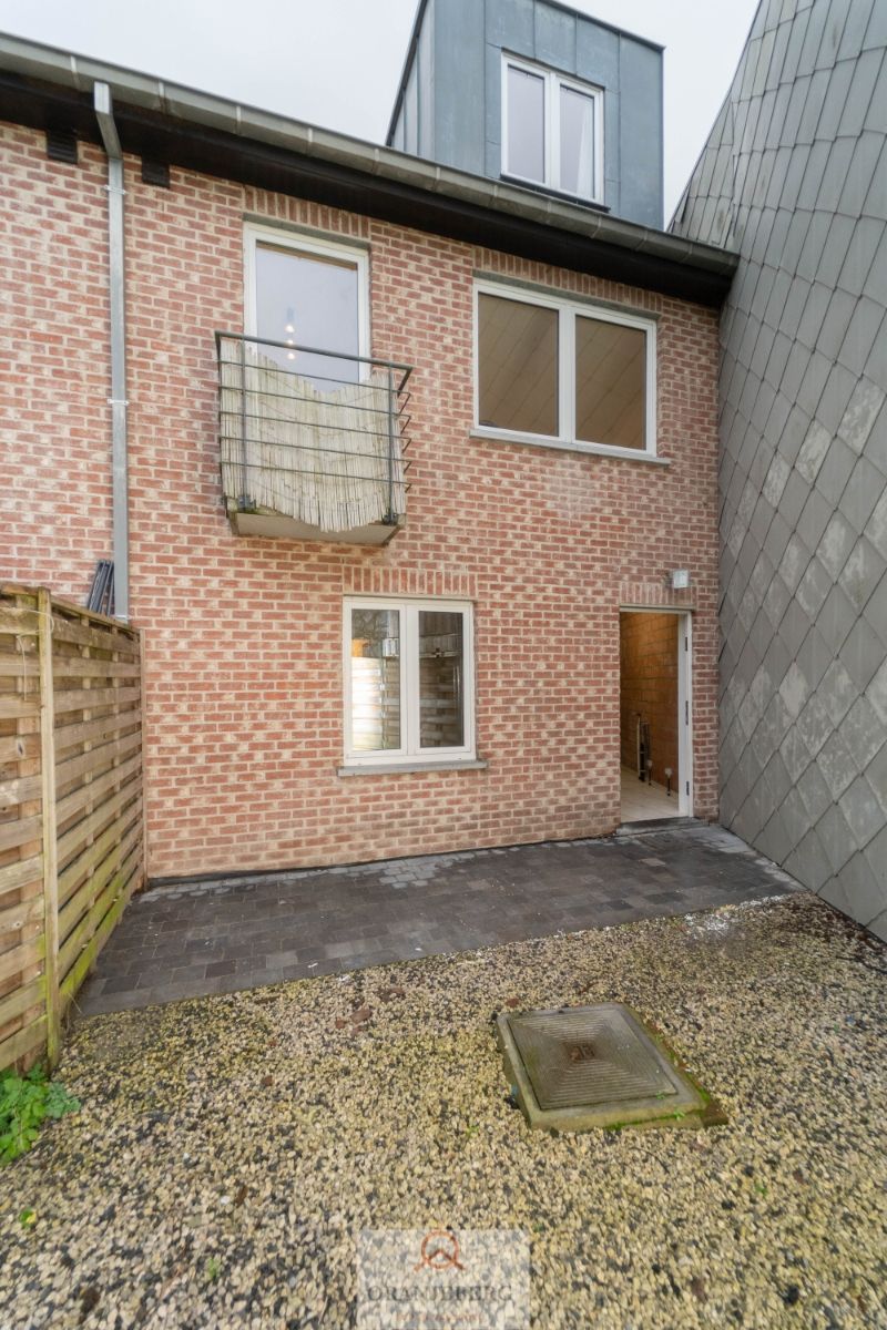 Lichtrijke bel-étage woning met garage en tuin te Lievegem - Waarschoot foto 29