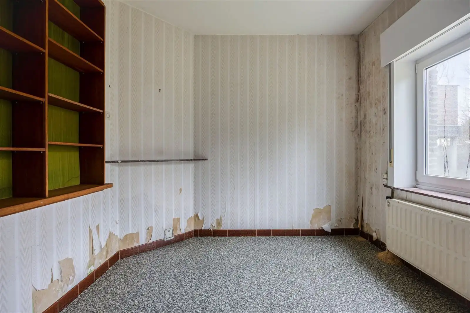 Woning met tuin en Loods Te renoveren  foto 11