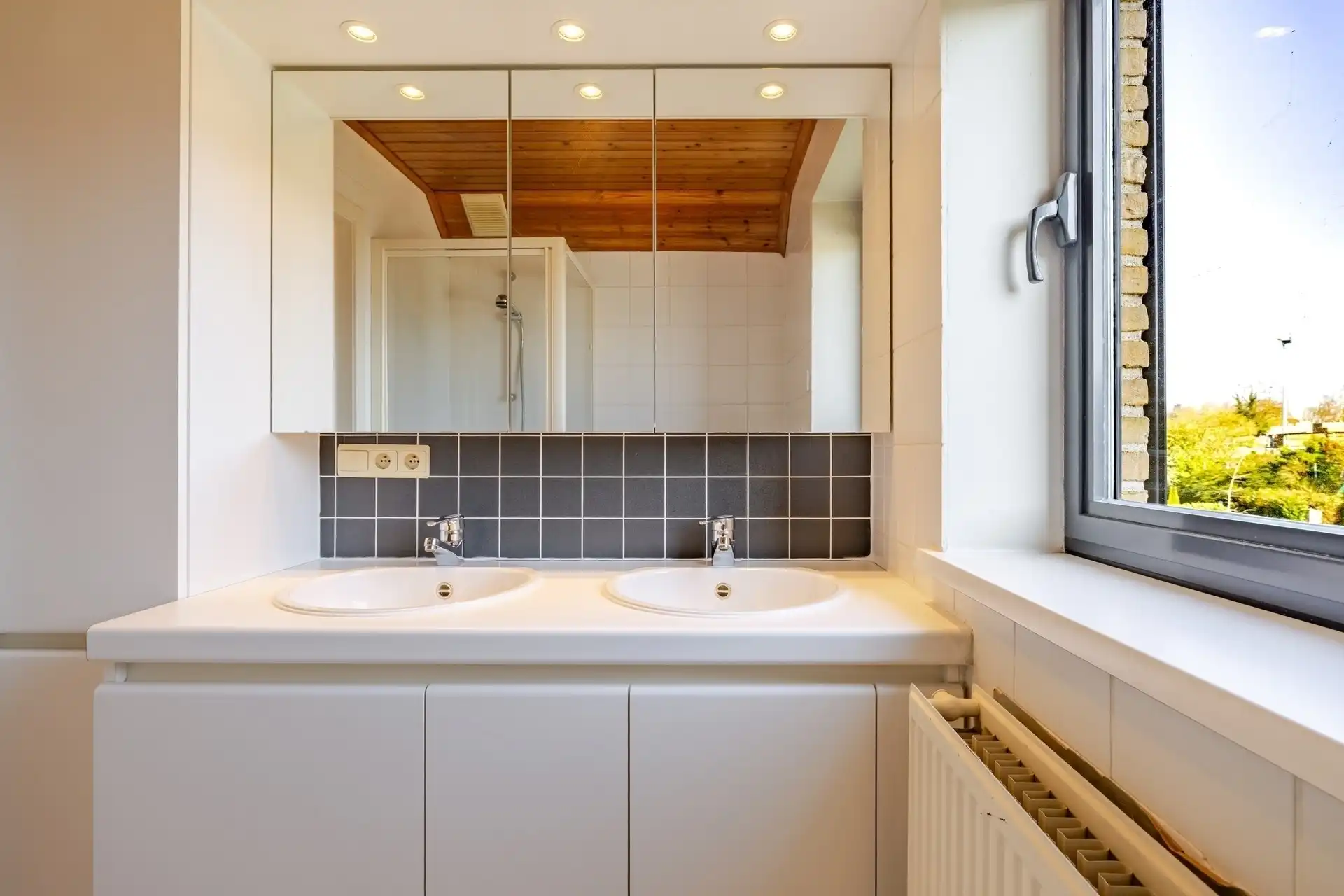 Prachtige open bebouwing met 3 slks en tuin foto 17