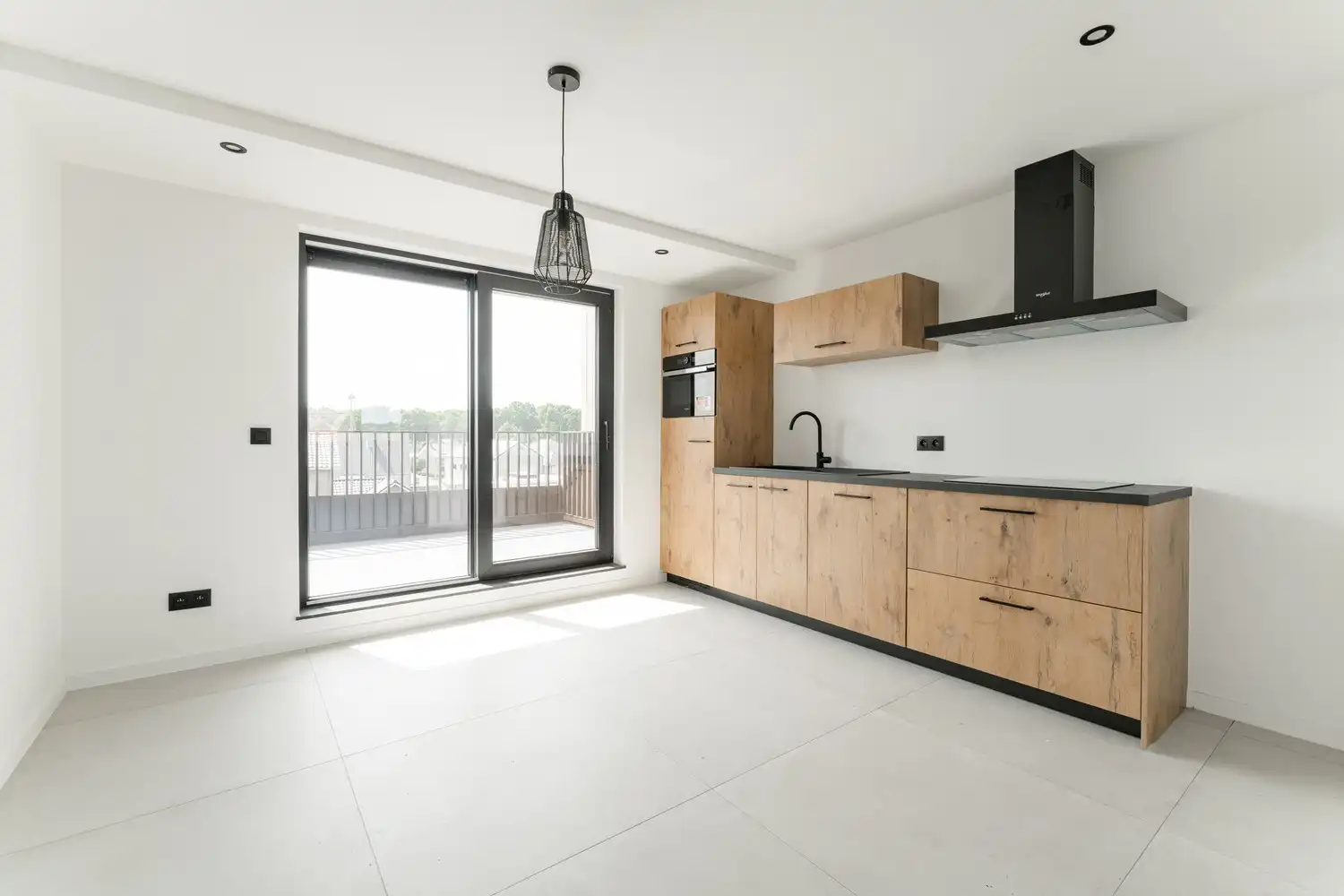 Volledig vernieuwd appartement op de bovenste verdieping – instapklaar wonen foto 8