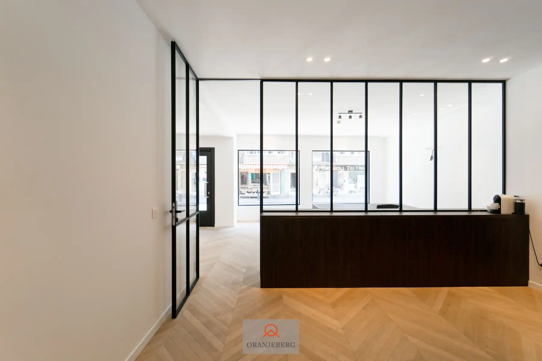 Prachtig handelsgelijkvloers in centrum Gent foto 23