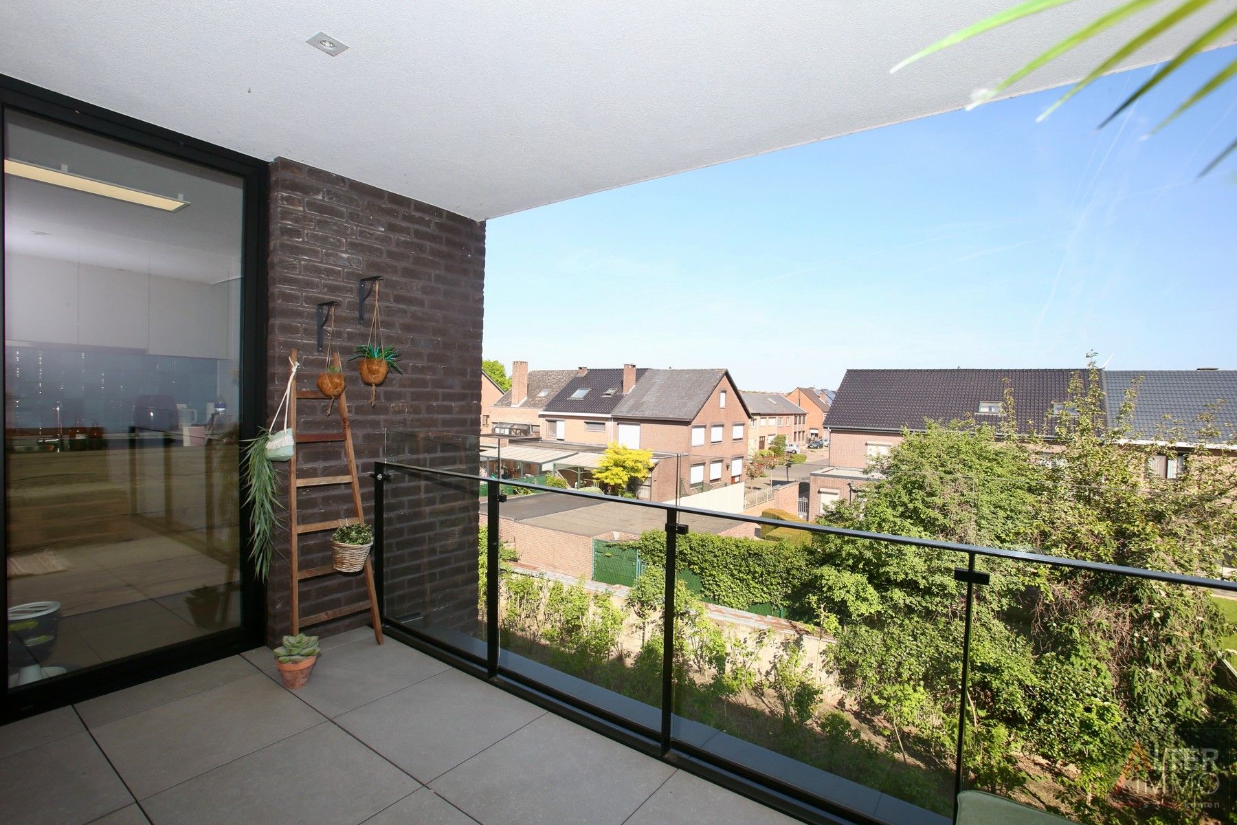 Recent en instapklaar appartement (104m2 NBO) met 2 slaapkamers en 2 terrassen in "Residentie Stadspoort" op een boogscheut van Hasselt centrum. foto 7