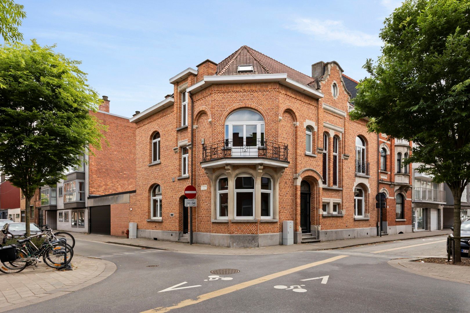 ()=>{if(producerUpdateValueVersion(node),producerAccessed(node),node.value===ERRORED)throw node.error;return node.value} Wellekensstraat 13 - 9300 Aalst